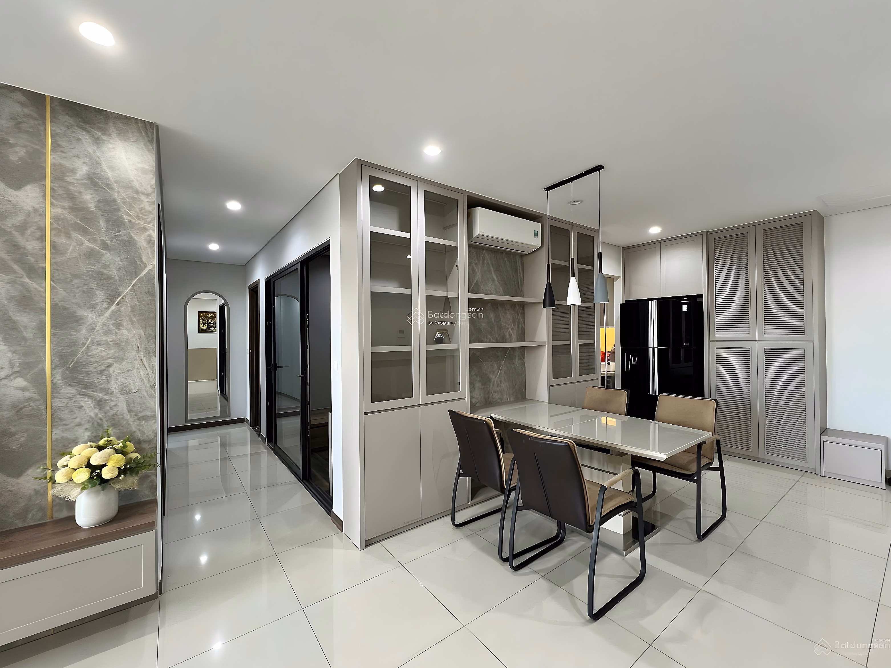 Real news] 3 bedroom 2 bathroom apartment for rent | Extremely beautiful view | Newly renovated house