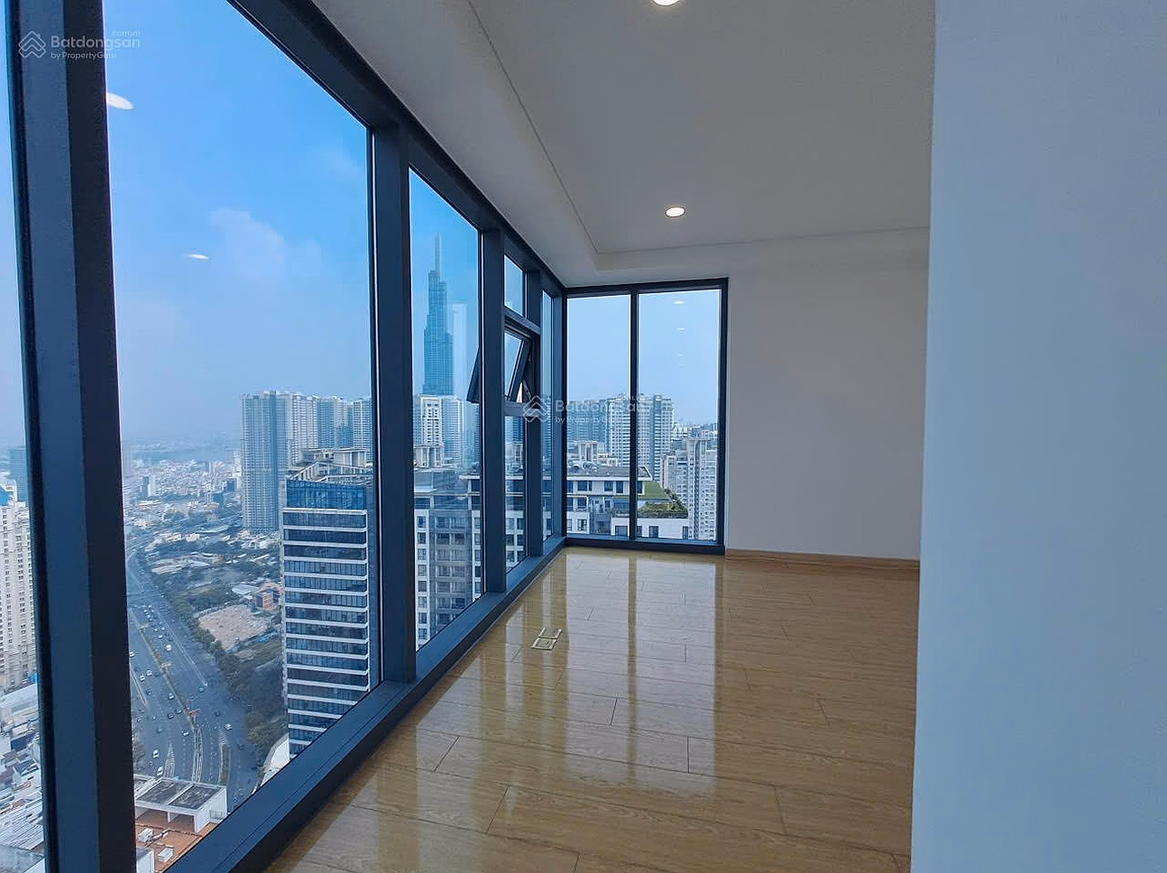 Exclusive Sunwah Pearl apartment from the Investor - good price, payment from 2 - 5 years