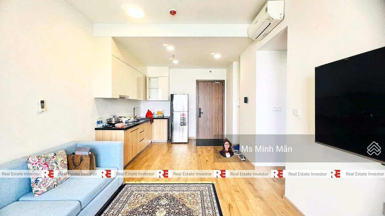 Owner urgently selling Akari City apartment 61m2 with pink book, full of quality furniture, investment for rent with stable cash flow