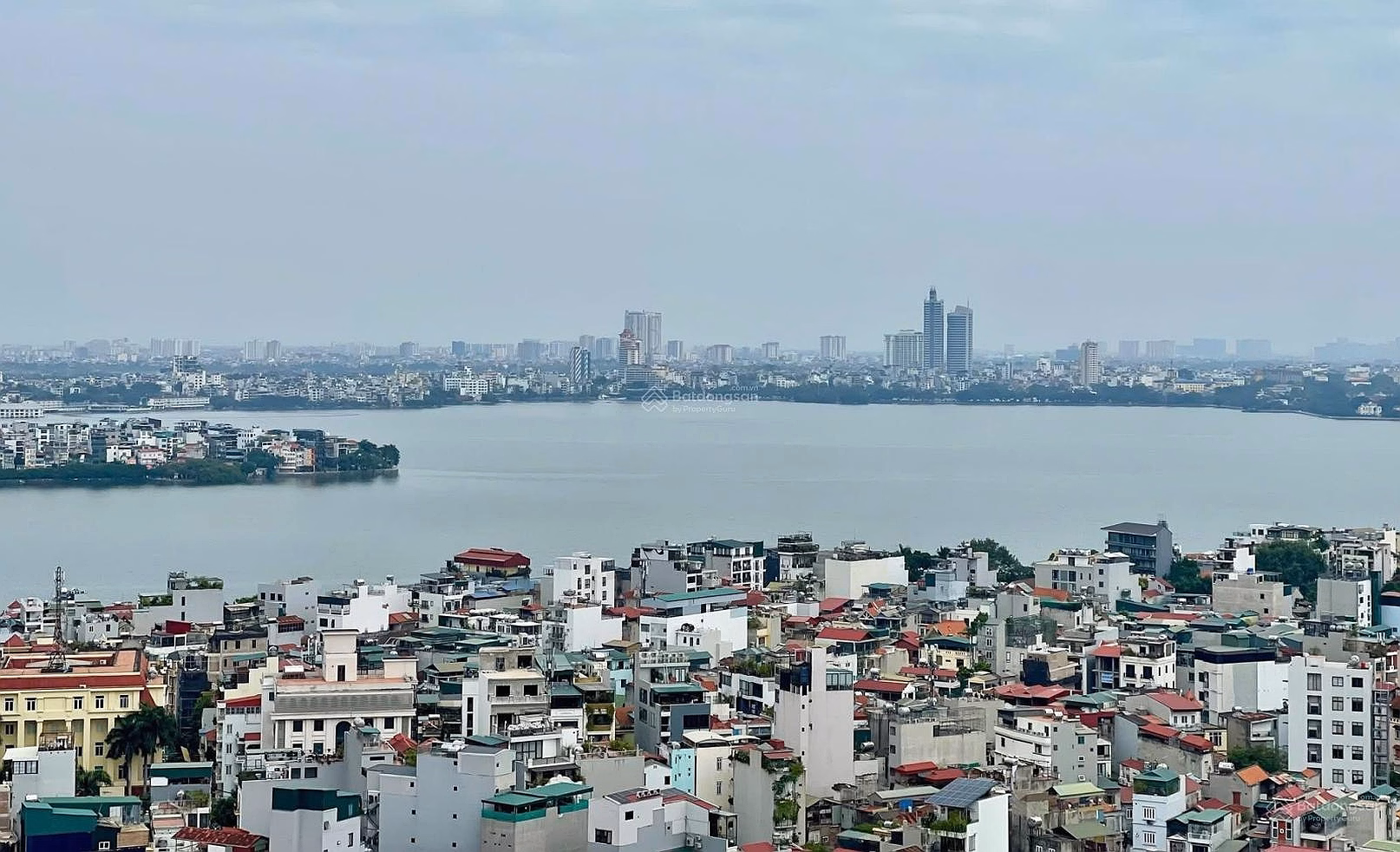 View of West Lake directly from National Defense Academy 3-bedroom 136m² apartment, very good price