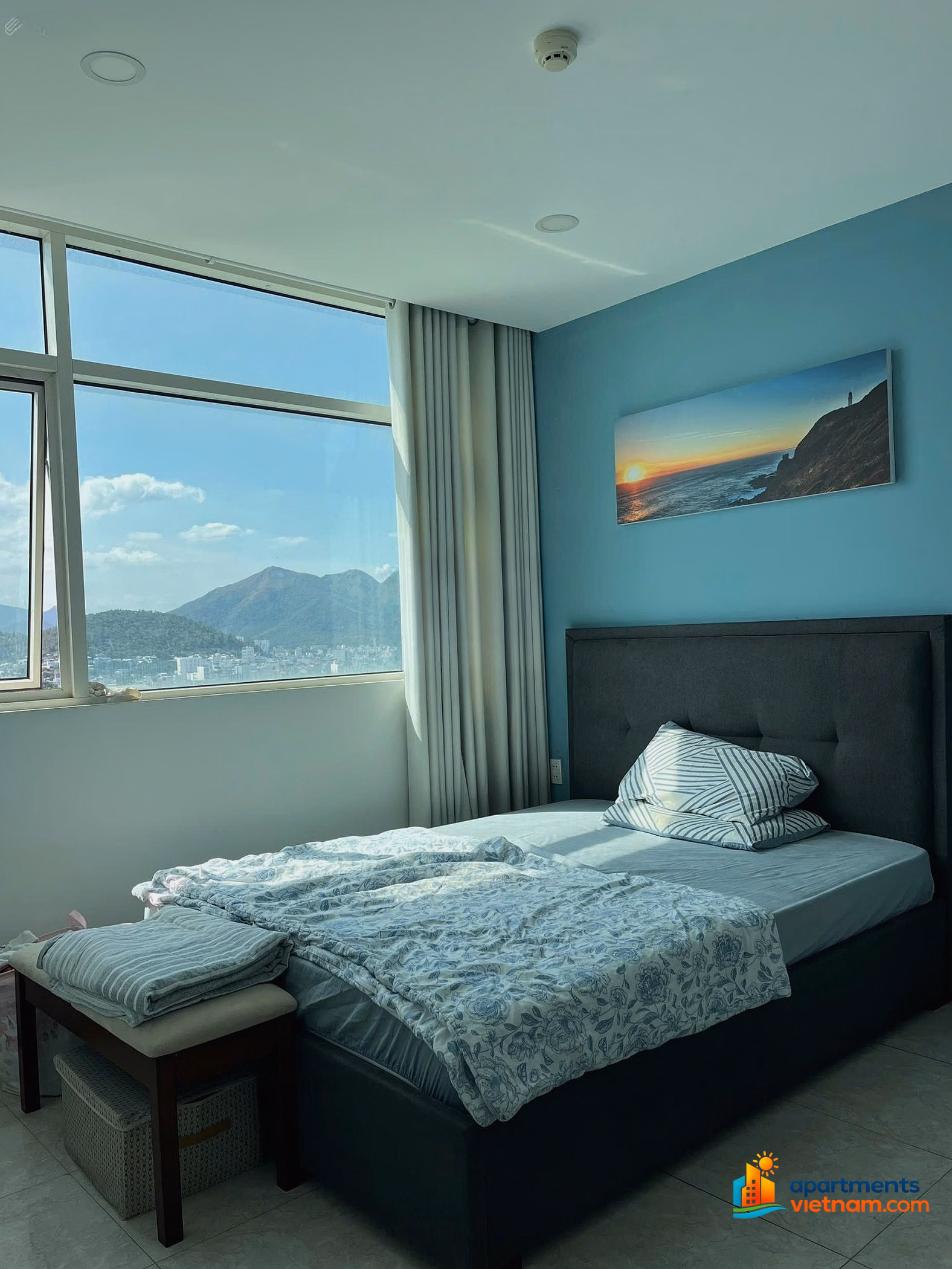 River view apartment for sale, 138m², beautiful floor, cheap price in June Muong Thanh 04 Tran Phu