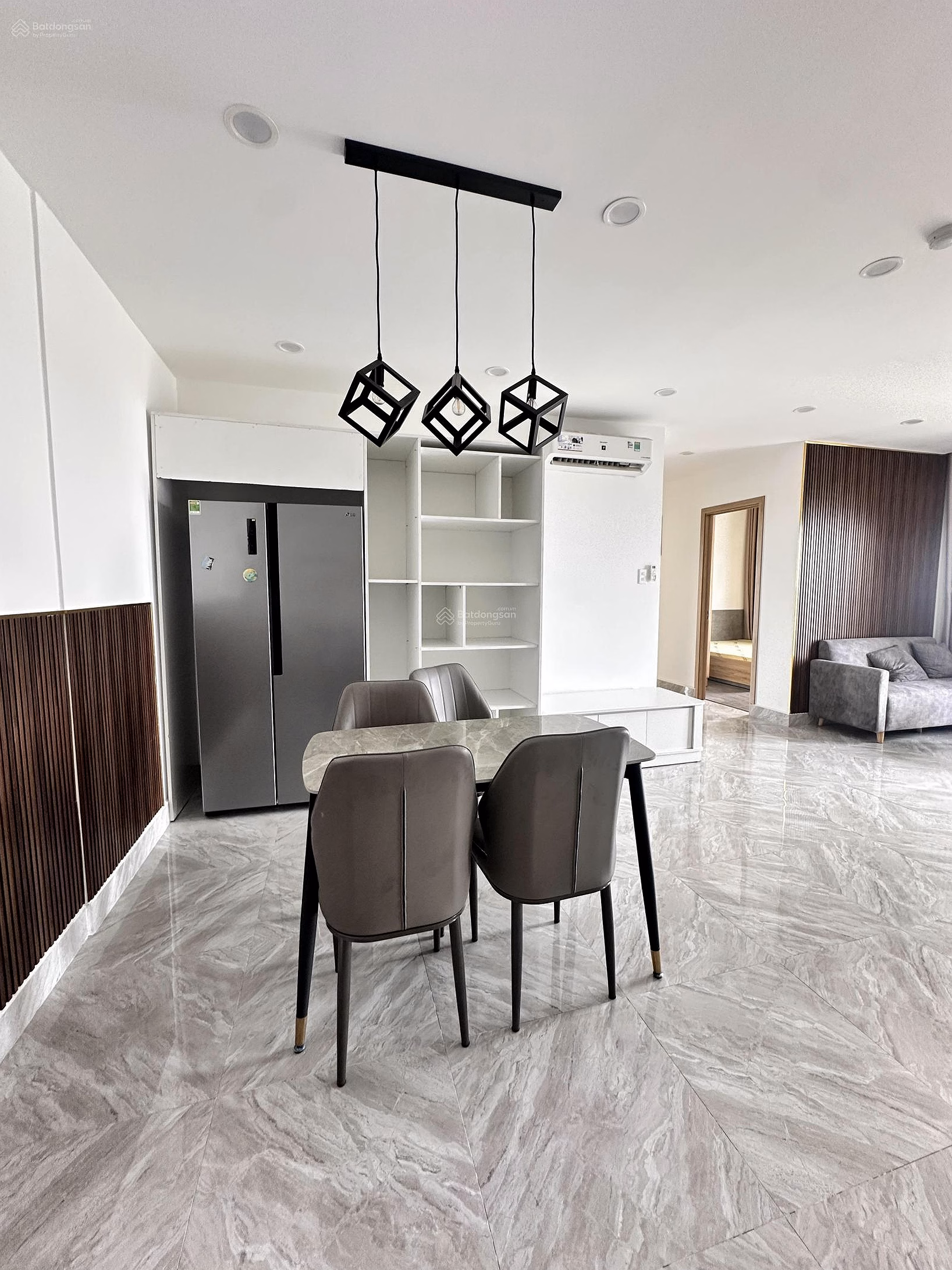 3 bedrooms Lavida needs to transfer, price 6,650 billion total price, fully furnished. Contact to view house 0906 385 ***