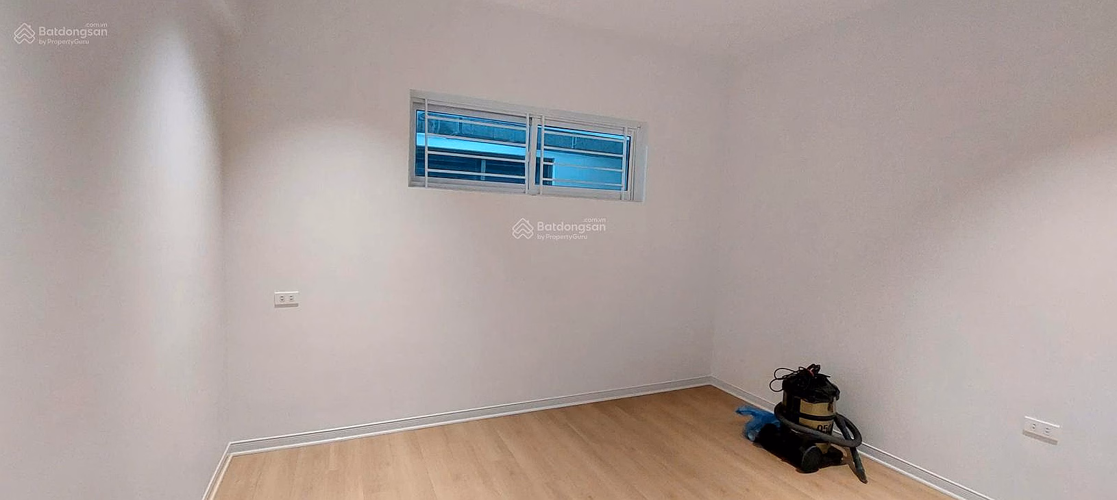 Owner sells Bemes Ha Dong apartment, 68 m2, 2 bedrooms, 2 bathrooms, genuine furniture, standard red book, price only 4.45 billion