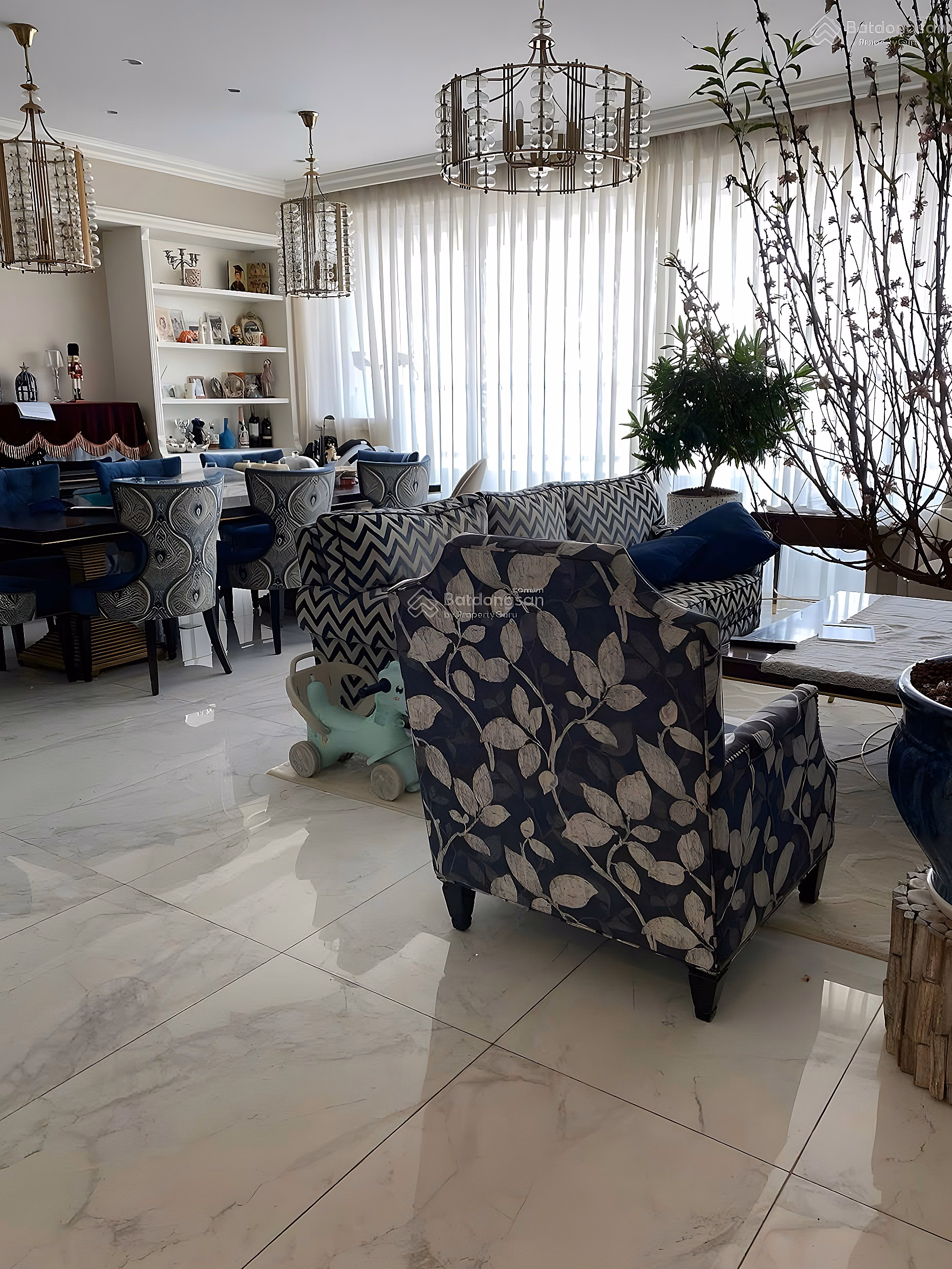 Shopping cart for rent close to Lunar New Year. 1+2+3+4 bedrooms Sunrise City