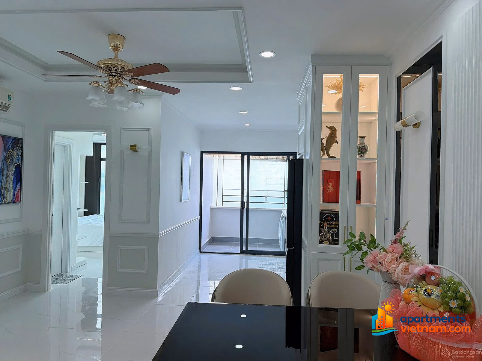 Shock discount of 300 million on sea view apartment 70.56m2, 2 bedrooms, 2 bathrooms, 100% new furniture, price only 4.98 billion