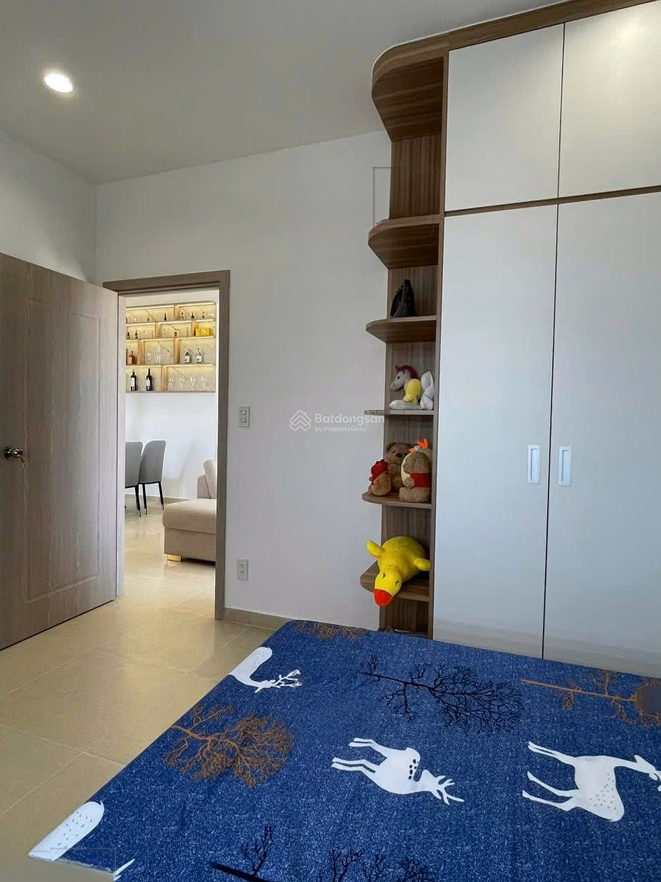 Selling corner apartment in Gia Phat apartment, Le Duc Tho street, Ward 17, Go Vap, area 74m, 2 bedrooms, 2 bathrooms, full interior