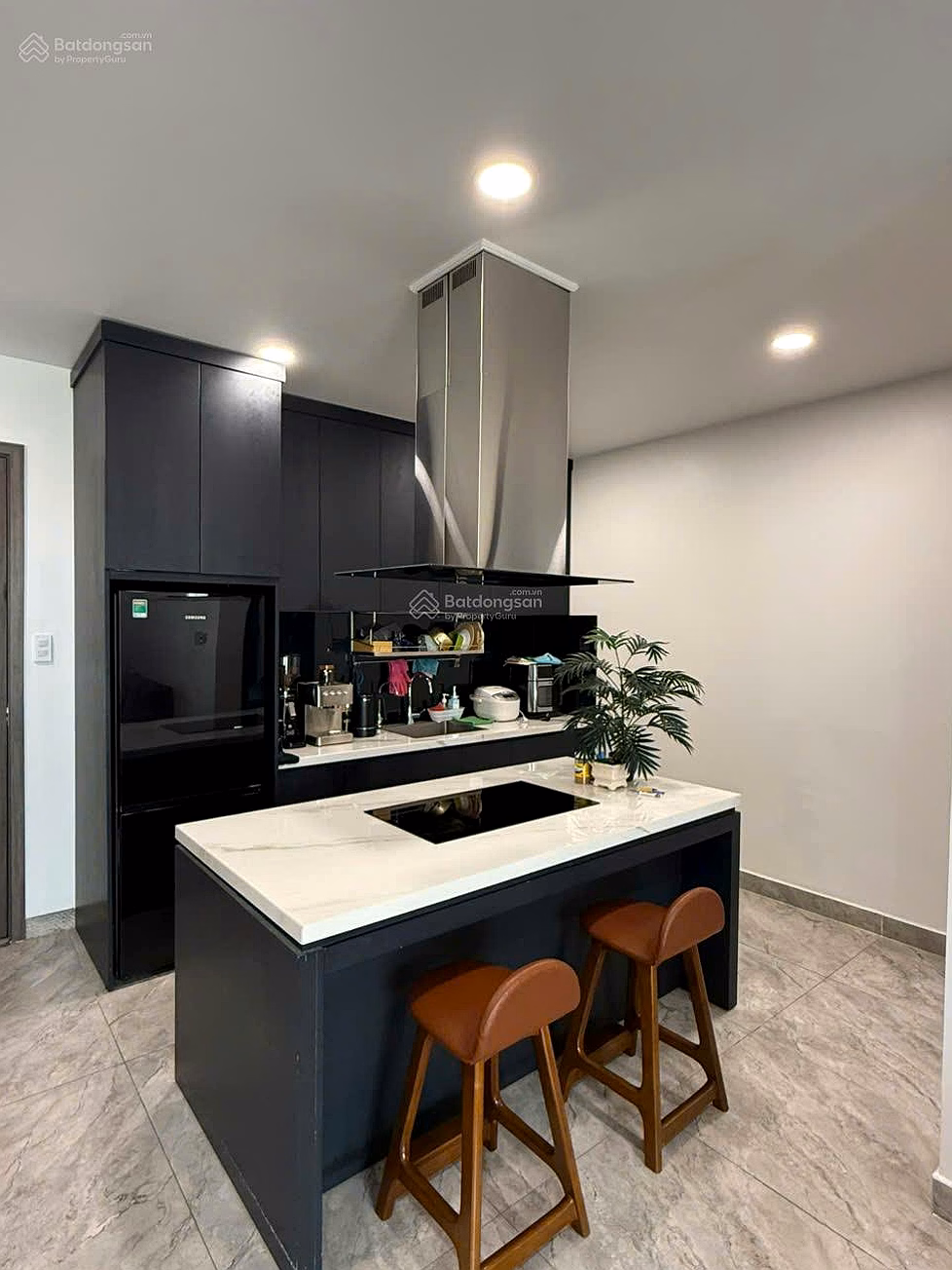 Quick sale of 1-bedroom Lavida+ Q7 apartment with full high-end furniture, beautiful new house of 55m2 priced at 4.1 billion including taxes and service fees