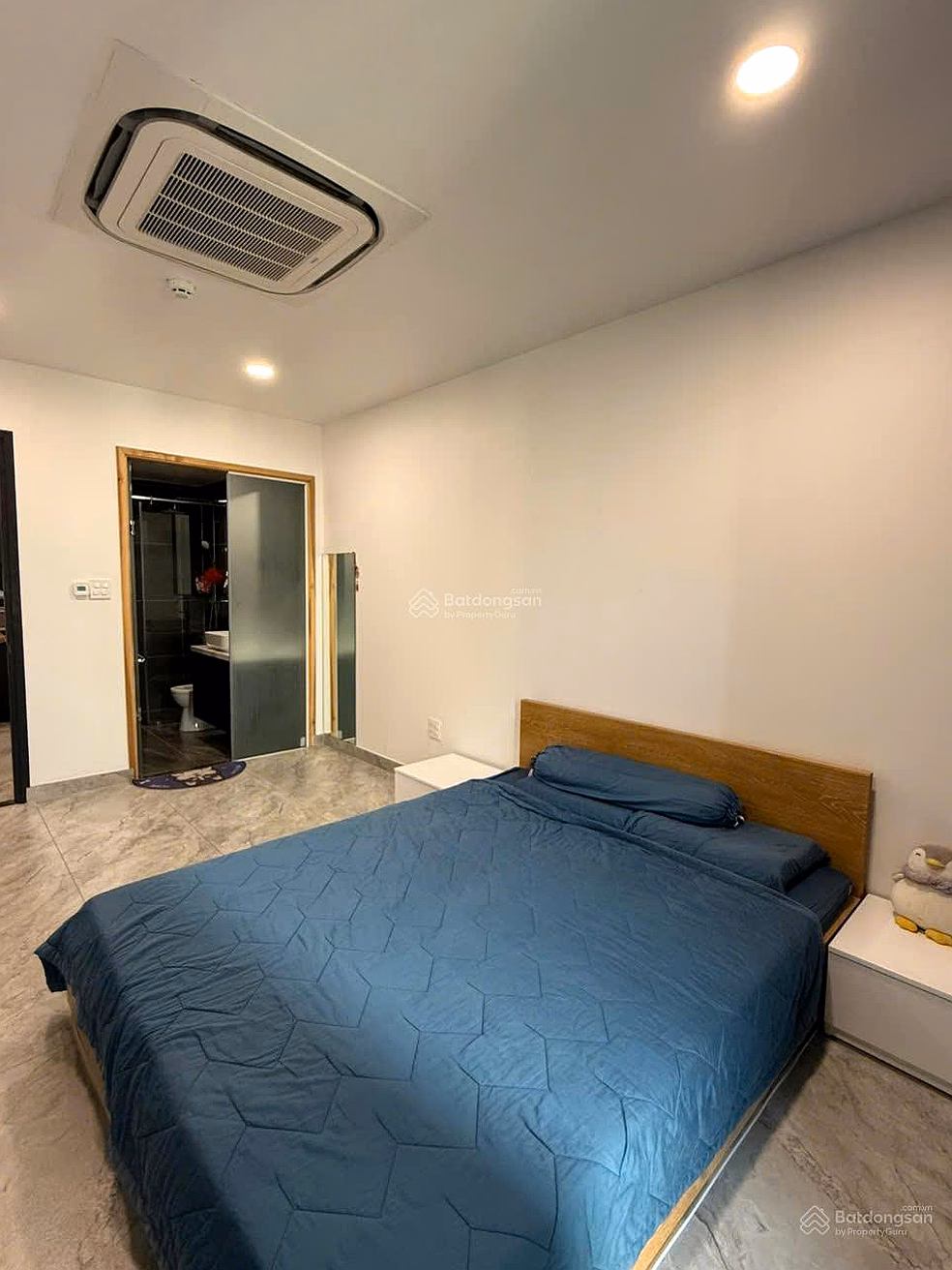Quick sale of 1-bedroom Lavida+ Q7 apartment with full high-end furniture, beautiful new house of 55m2 priced at 4.1 billion including taxes and service fees