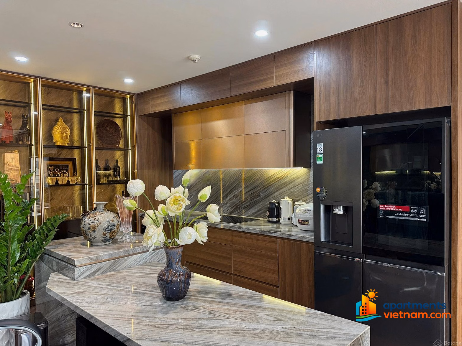 Owner: Selling apartment 111m2, 3 bedrooms at Imperial Plaza, 360 Giai Phong, Phuong Liet, Hanoi