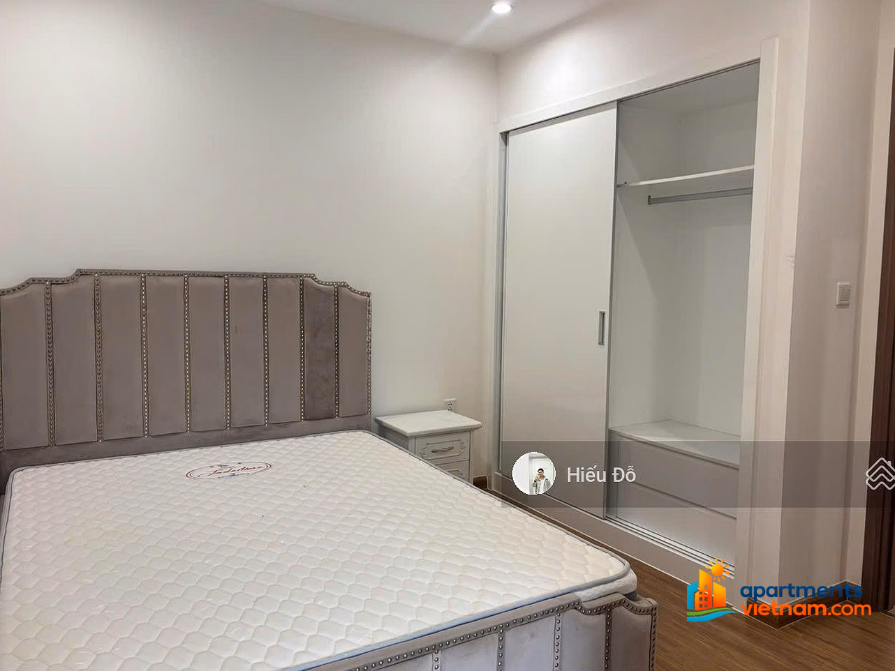 Vinhomes Skylake Pham Hung unique beautiful apartment 75m2 2n2wc fully furnished for rent. Come in now. There are slots