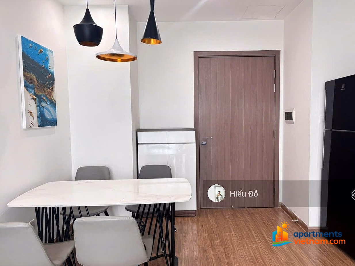 Vinhomes Skylake Pham Hung unique beautiful apartment 75m2 2n2wc fully furnished for rent. Come in now. There are slots