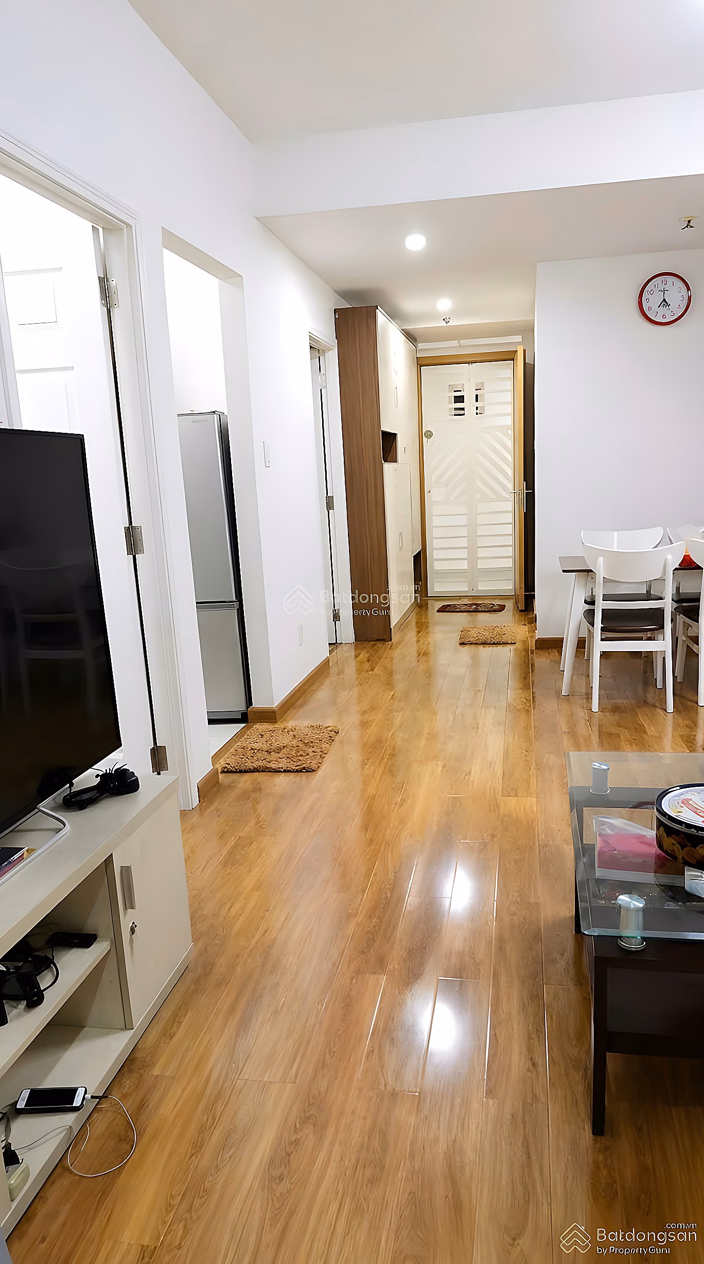 Selling Ehome 3, 64m2 - 2 bedrooms - 2 bathrooms, (with balcony) 2.82 billion - interior view, book ready for quick transfer