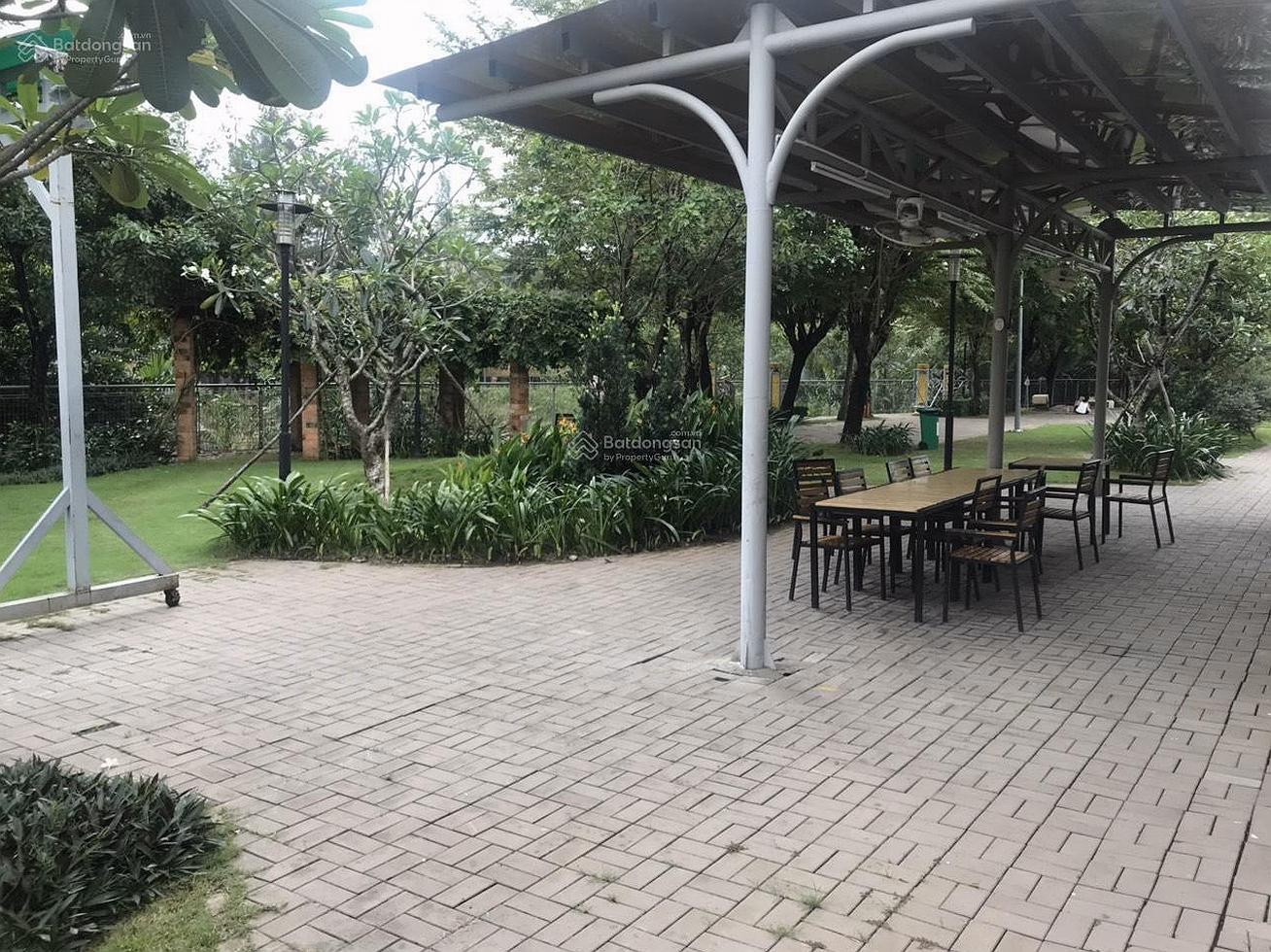 Flora Anh Dao Apartment for Rent - Do Xuan Hop. Area 55m2, 2 bedrooms, 1 bathroom, furnished