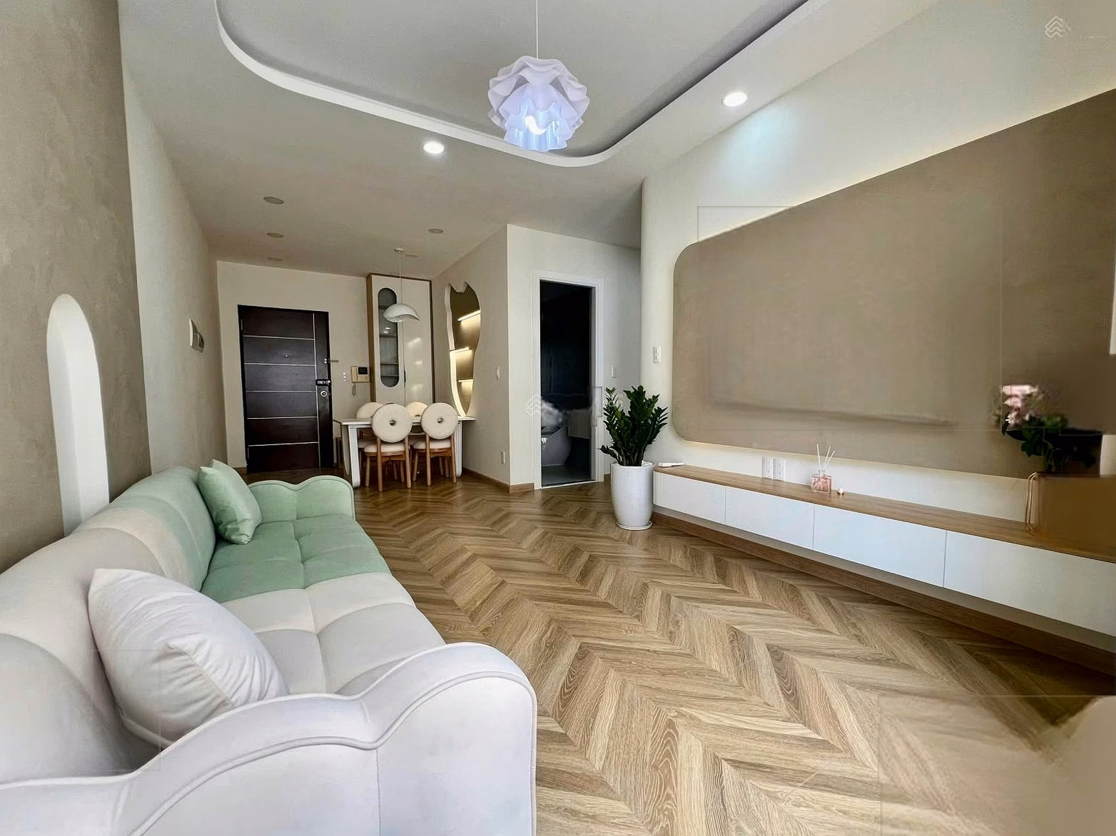 I specialize in renting PMH 2-3 bedroom apartments priced from only 11 million, accepting house searches according to needs, commitments as shown in the picture