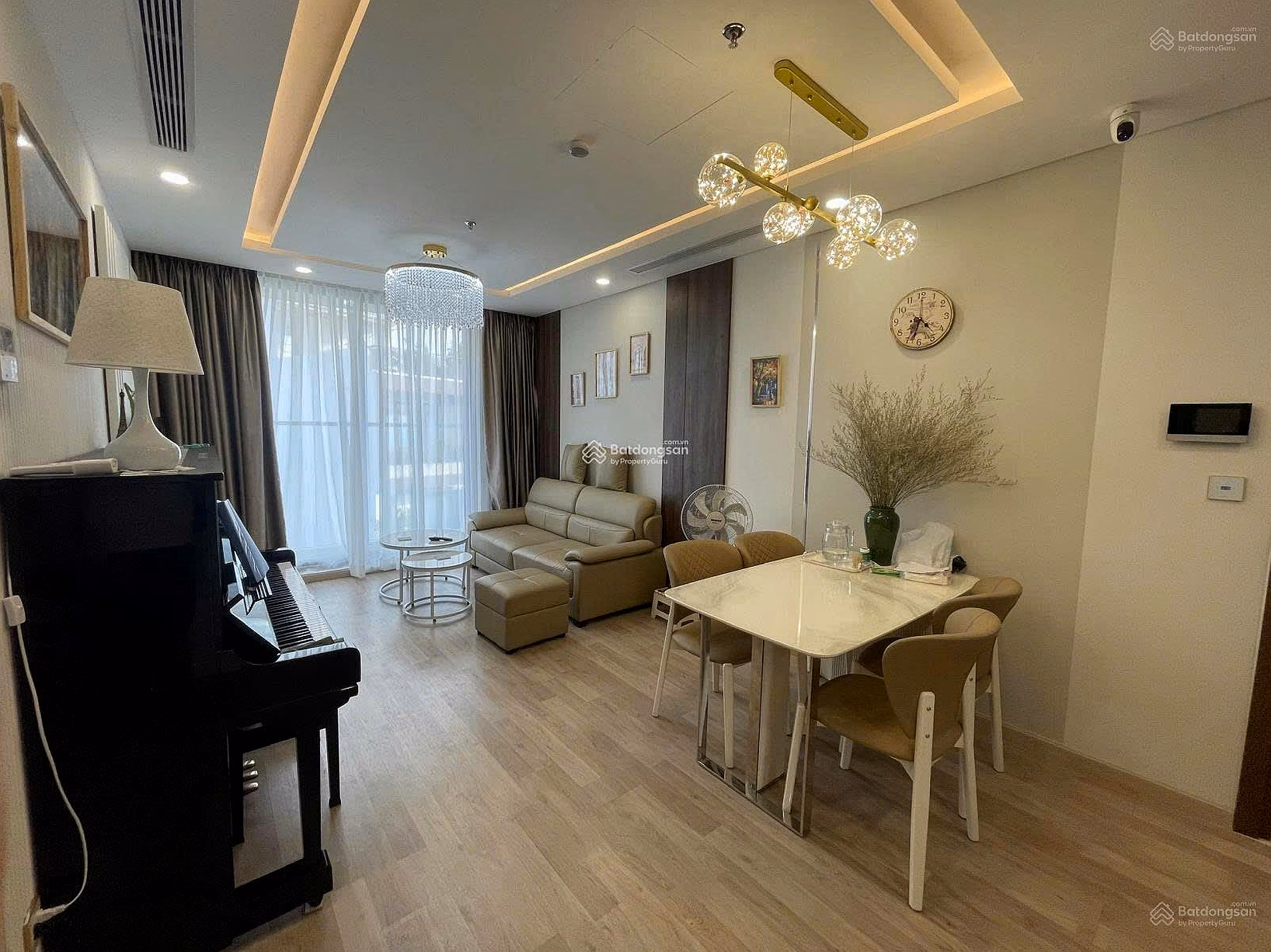 Selling 3-bedroom apartment in CT1 Luxury Riverside Nha Trang. Area 81m² 3 bedrooms. 2WC Contact: 0902 588 *** bar.
