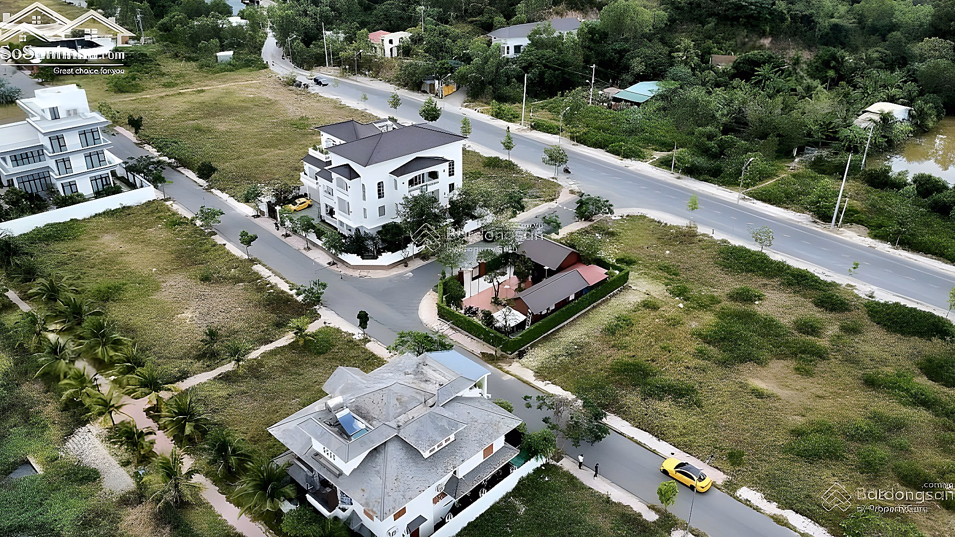 Land for sale in urban area along Tac Hon Mot River (River Park) on Phong Chau Nha Trang street at very good prices
