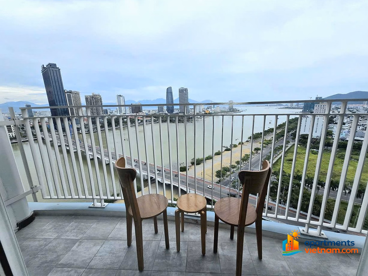 Large 2-bedroom apartment for rent - fully furnished - high floor, view of Han River Bridge