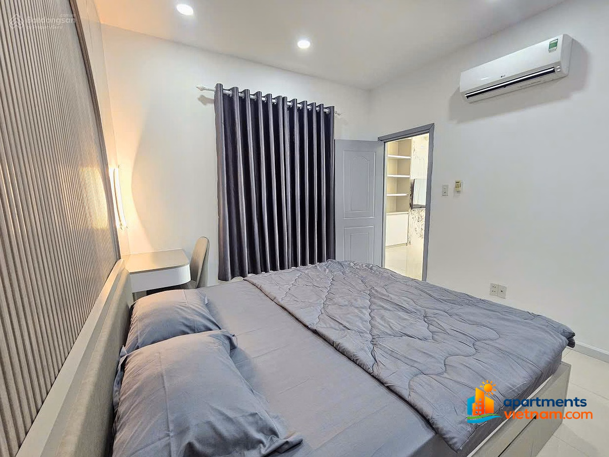 Selling apartment with sea view on the 31st floor right in the center of Nha Trang city for only 2.8 billion