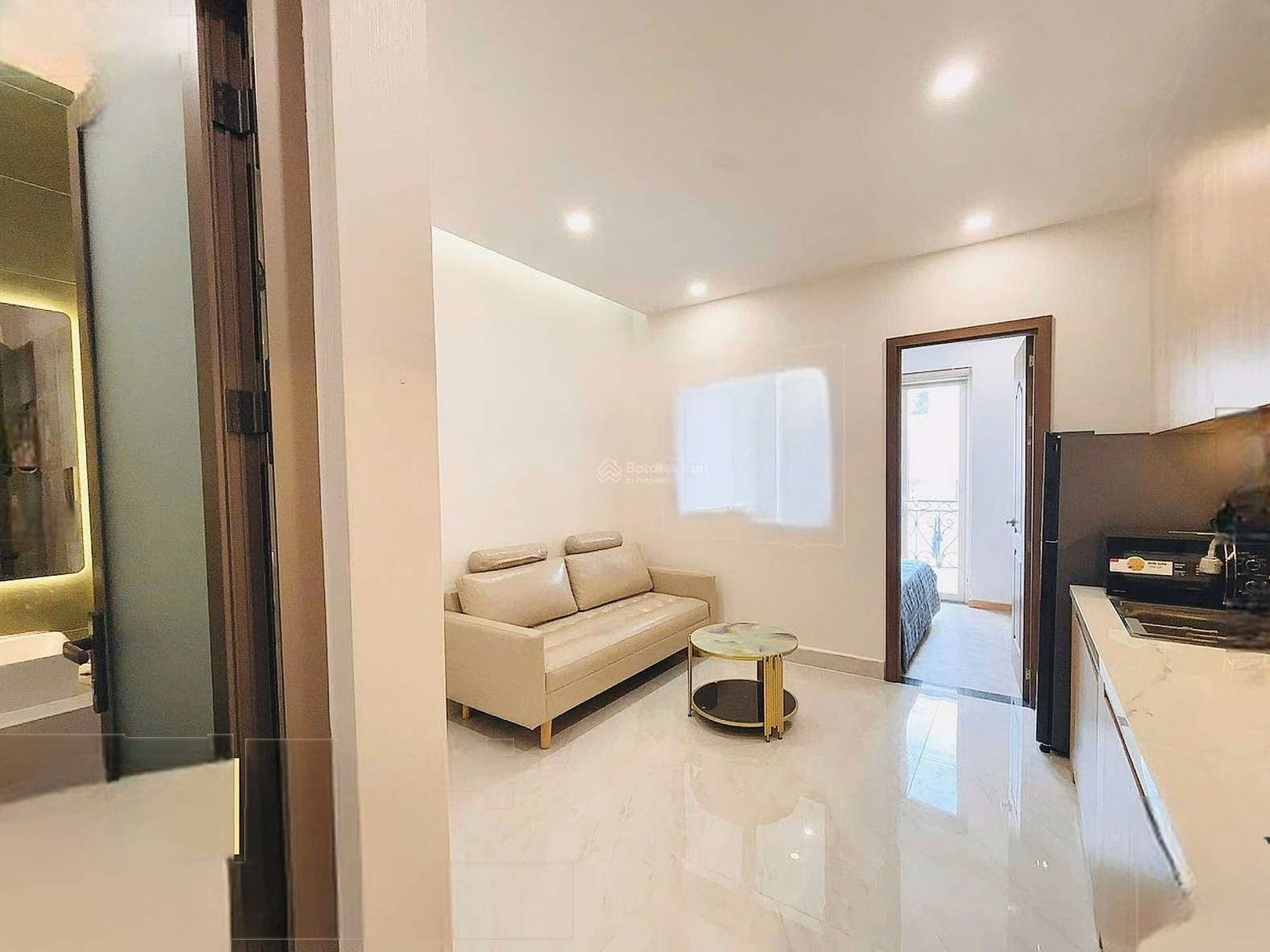 Apartment for rent in Van Phuc City - right at Emasi, a super secure urban area with many trees