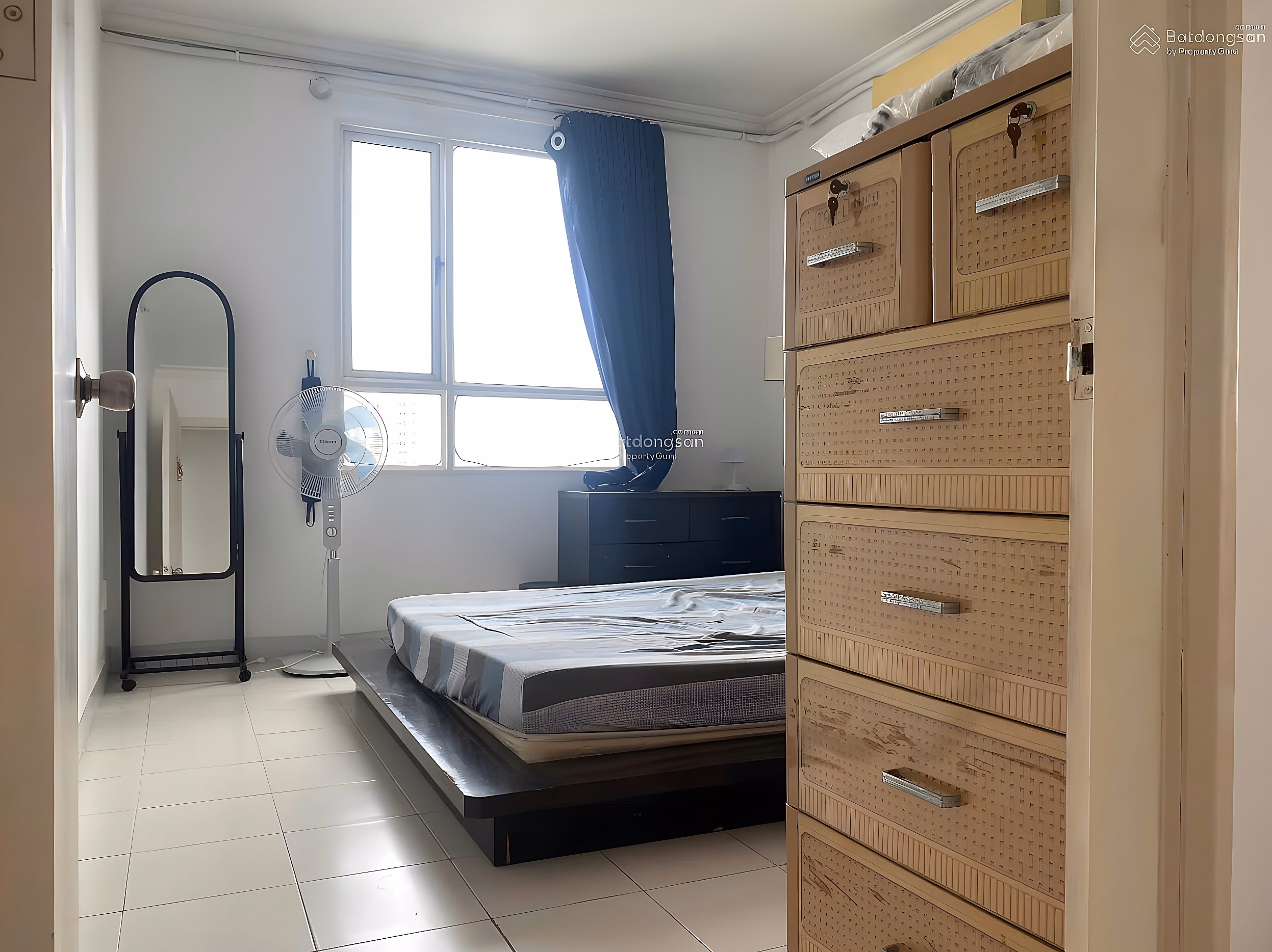 Phuc Thinh apartment for rent, adjacent to Vo Van Kiet avenue