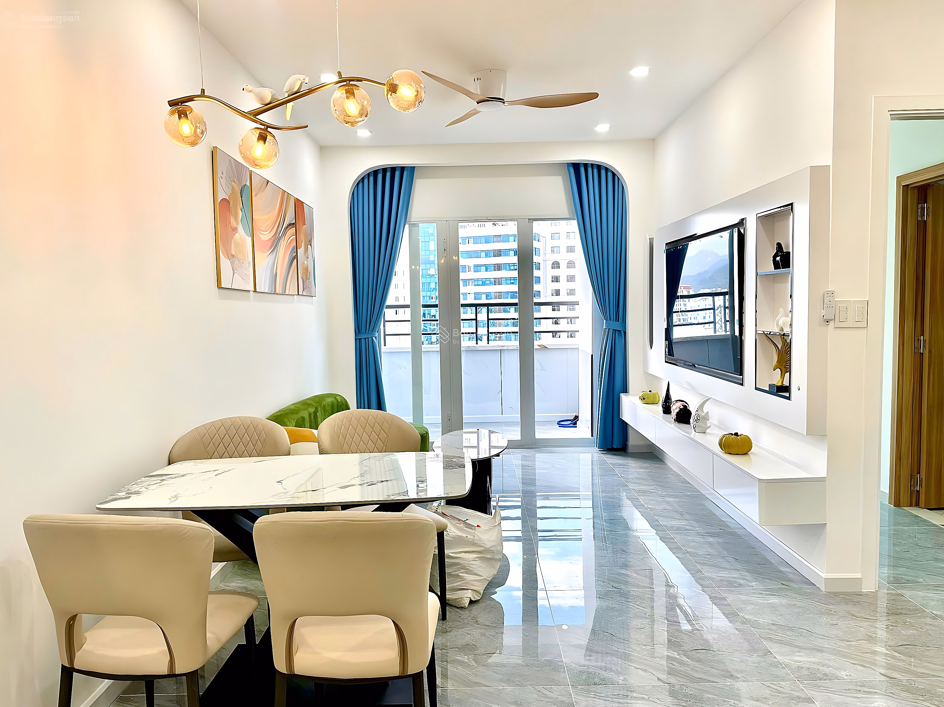 Rare item OC1A, 11th floor, apartment 28, sea view & street view, best price for willing buyers
