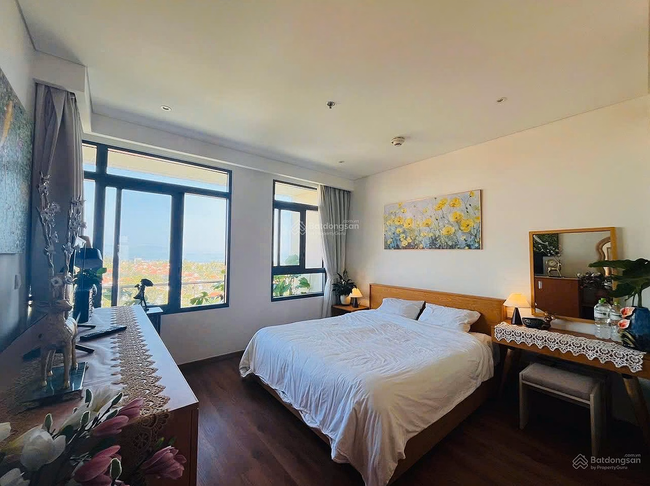 Ocean Suites apartment for rent with 2 bedrooms - High floor, sea view
