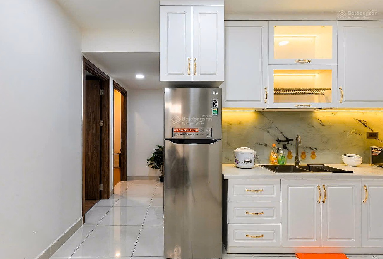 Saigon Royal apartment for sale - 80m2 - Price 9.2 billion - fully furnished***