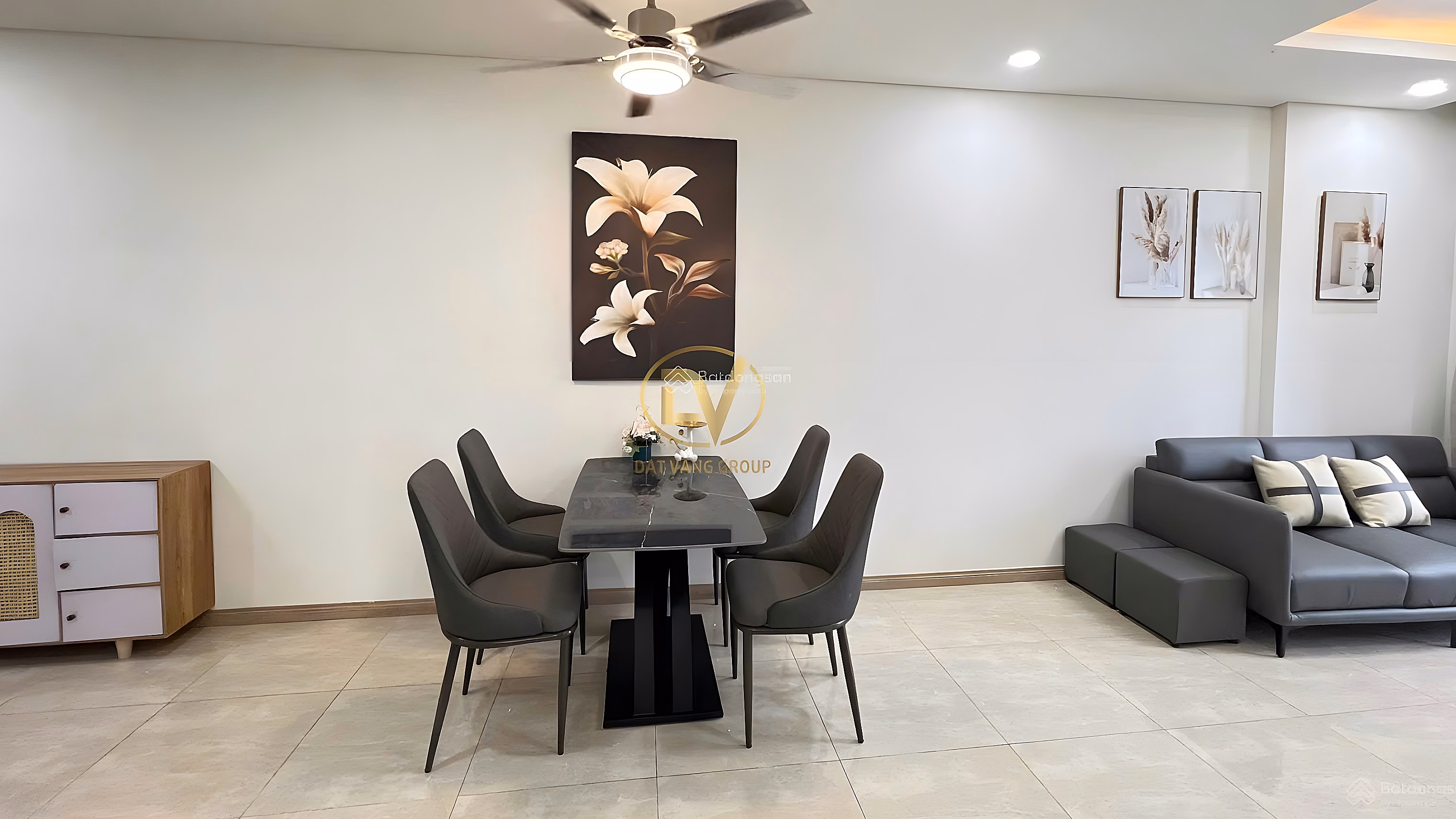 Luxury 2 bedroom apartment for rent, nice view, reasonable price, full new furniture