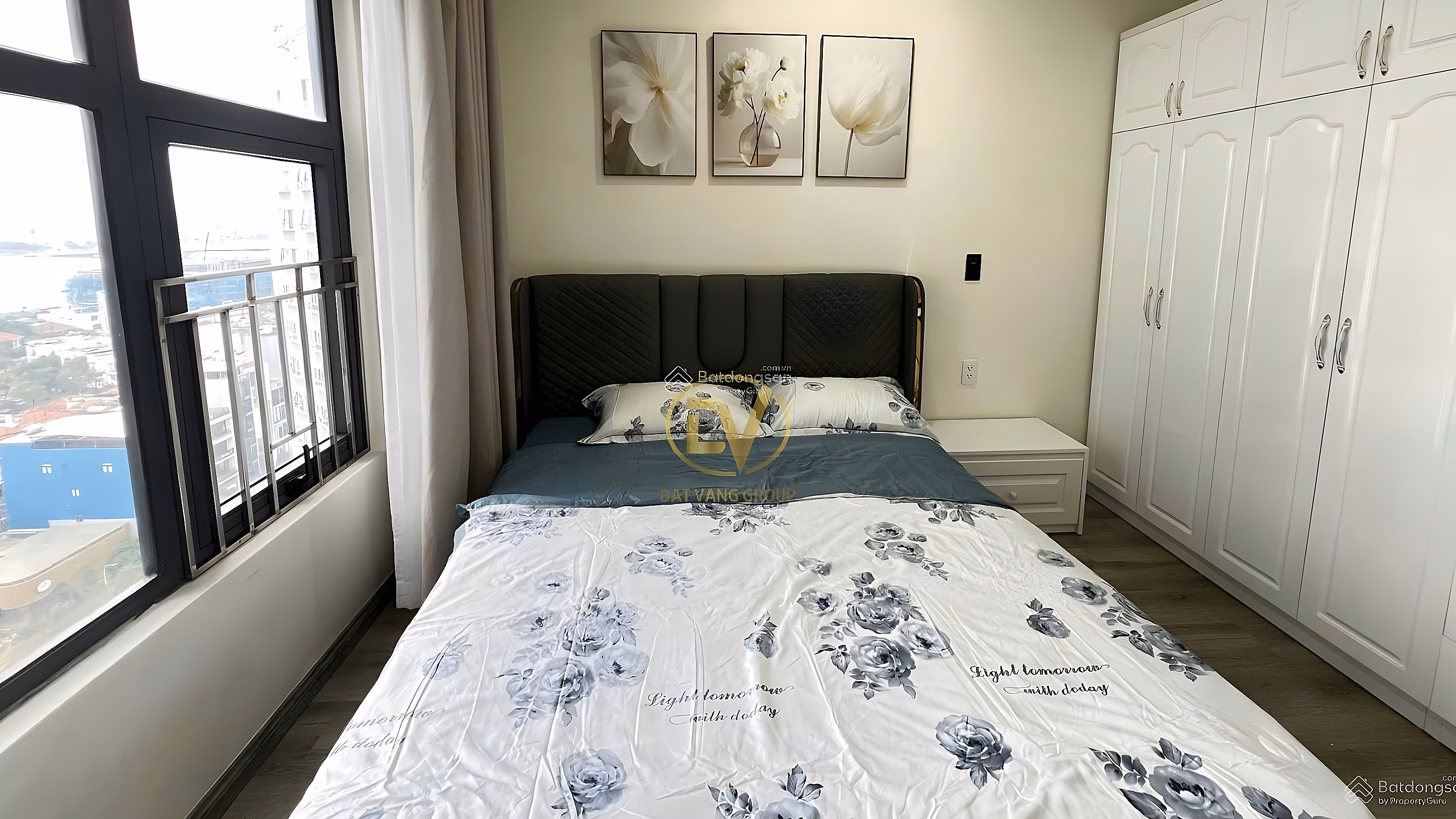 Luxury 2 bedroom apartment for rent, nice view, reasonable price, full new furniture