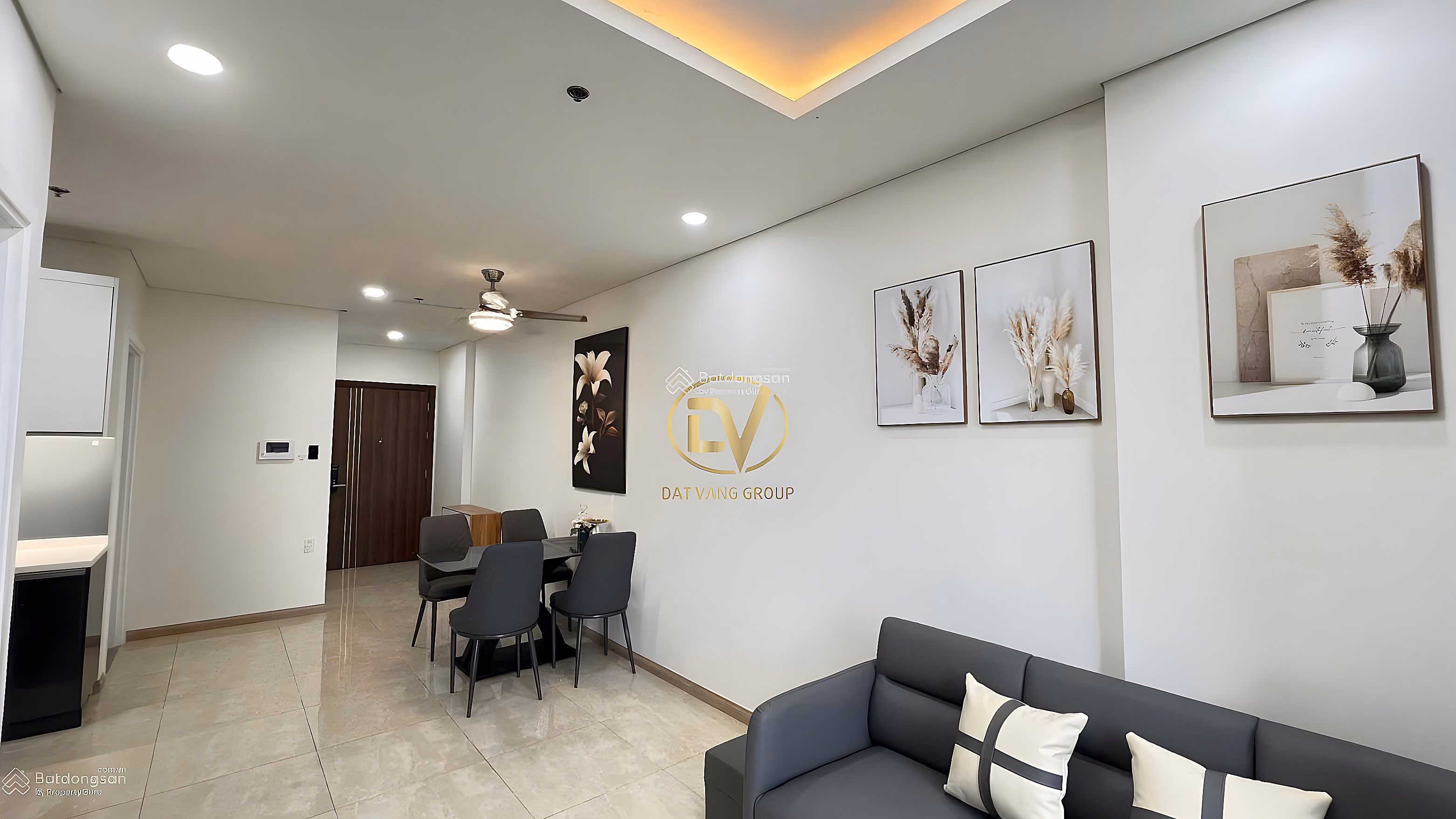 Luxury 2 bedroom apartment for rent, nice view, reasonable price, full new furniture