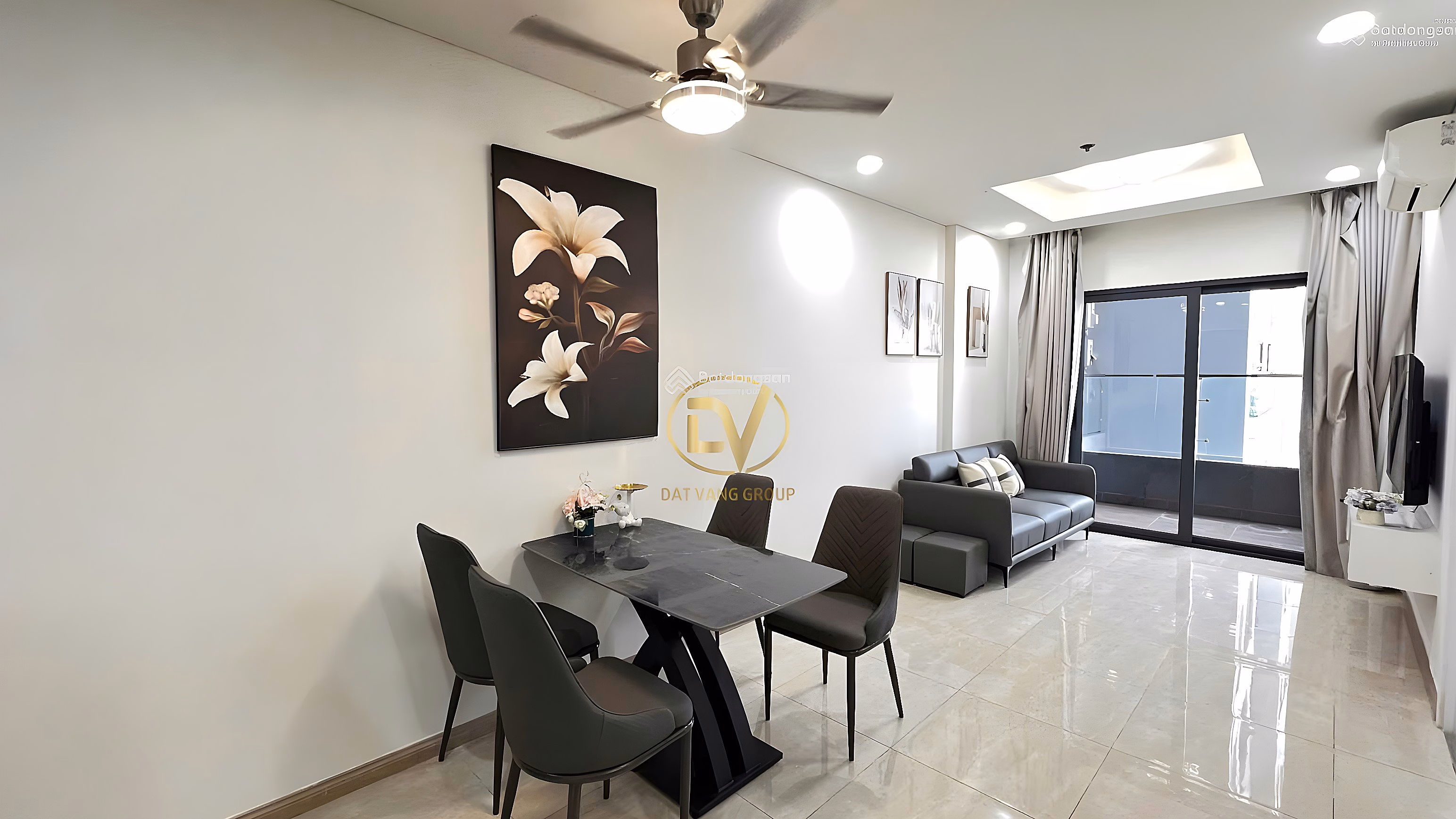 Luxury 2 bedroom apartment for rent, nice view, reasonable price, full new furniture