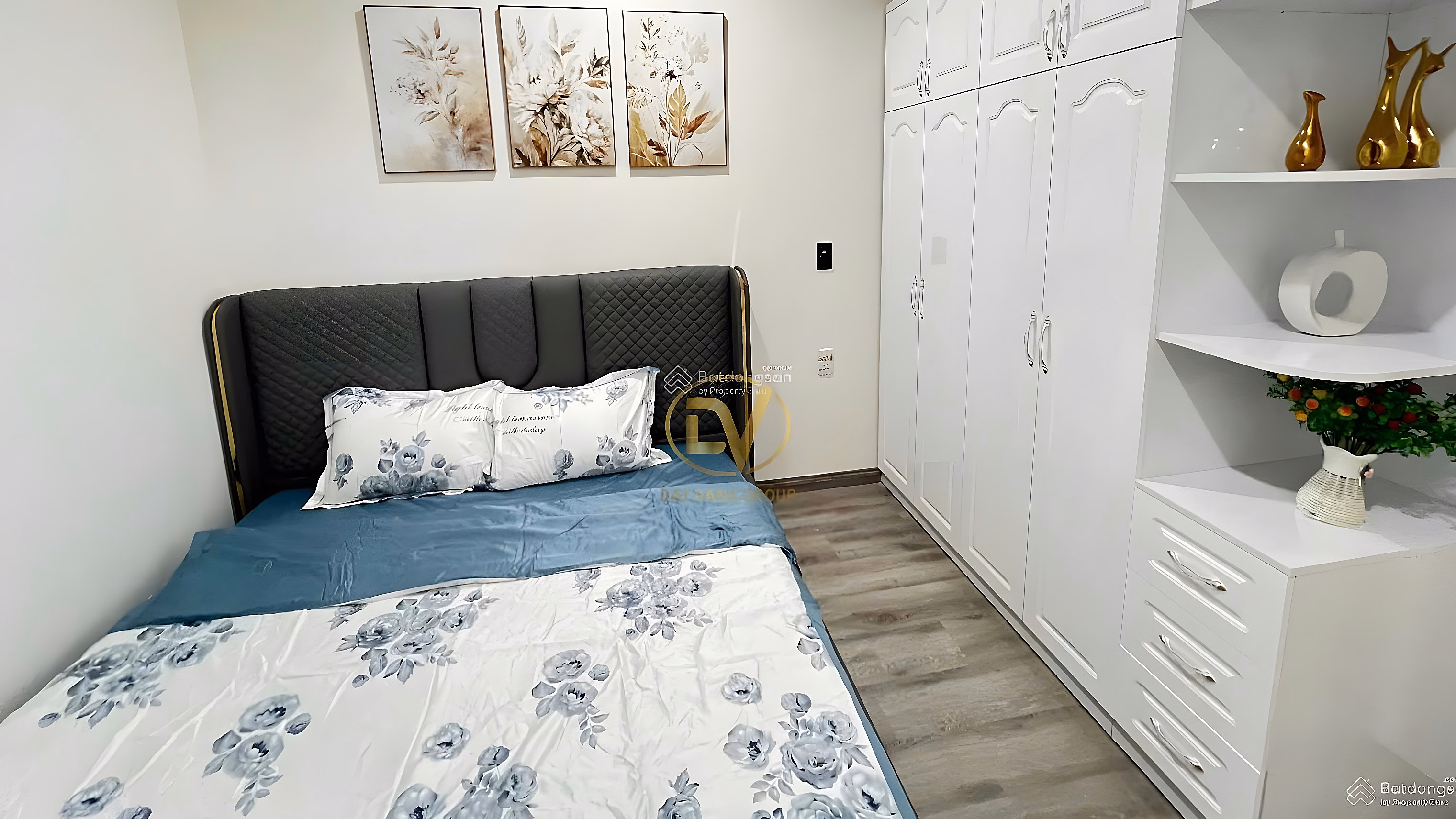 Luxury 2 bedroom apartment for rent, nice view, reasonable price, full new furniture