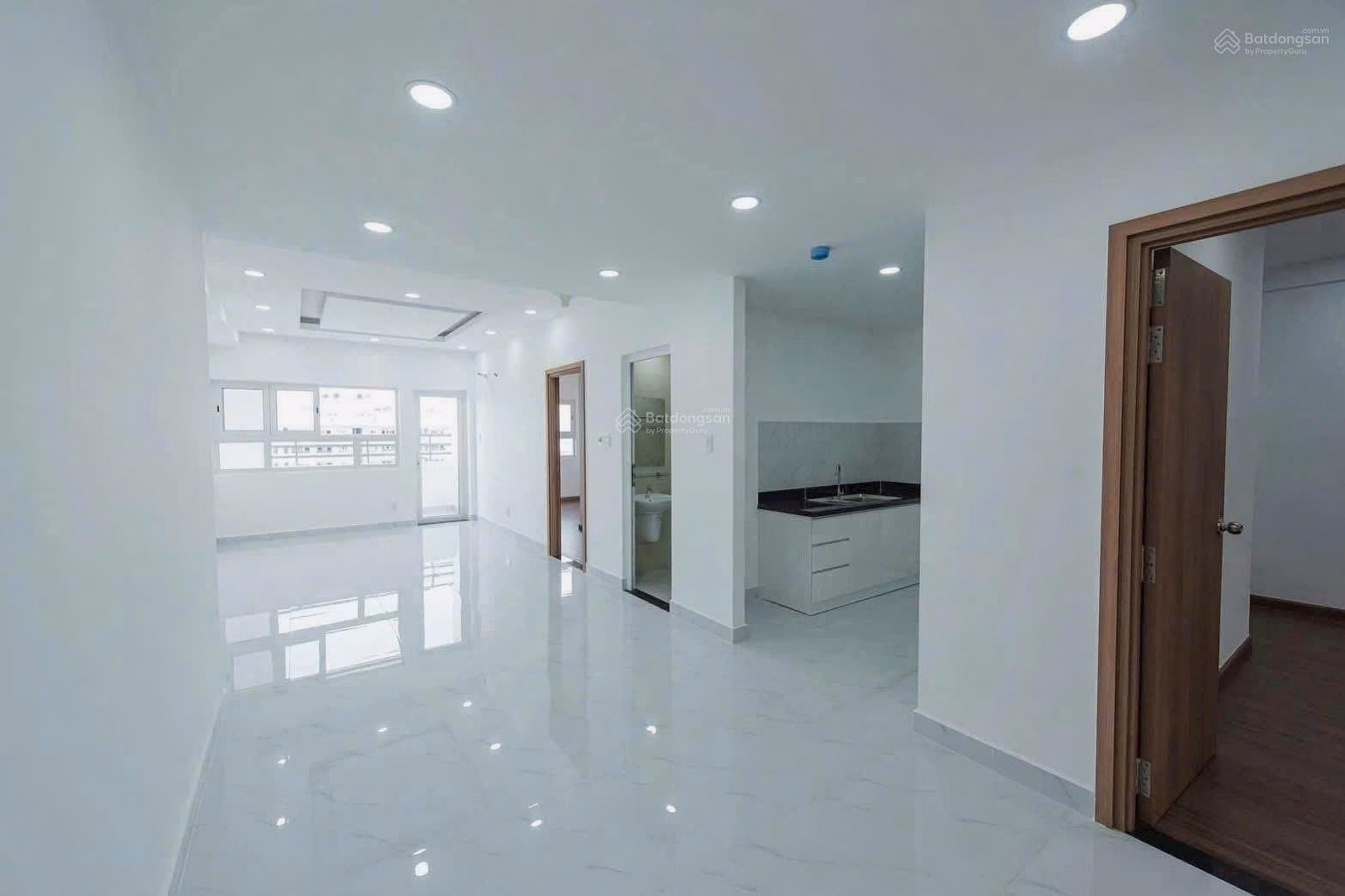 Apartment for rent on Conic Boulevard Vo Van Kiet Binh Chanh - good price 6.5 million/month with park & ​​river view