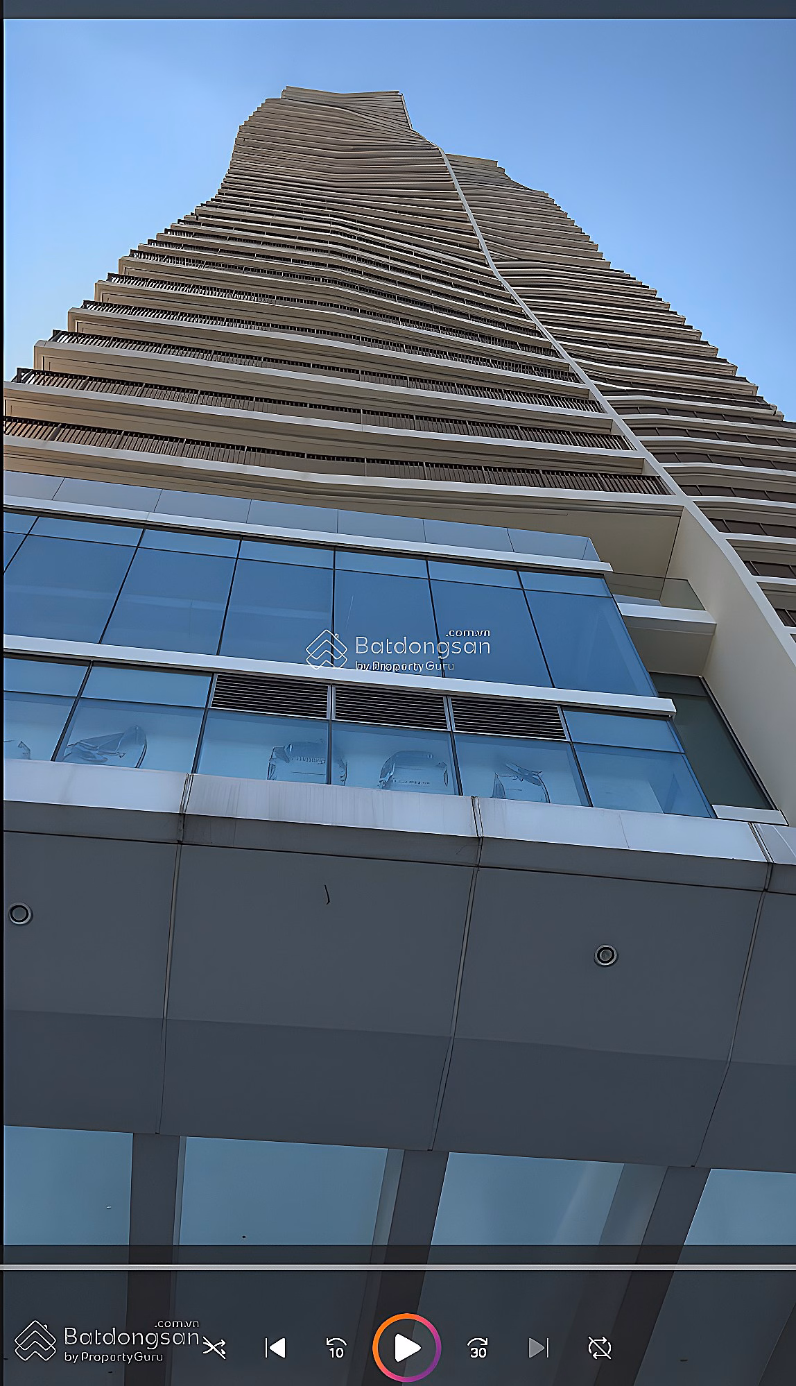 High floor studio apartment with sea view for rent