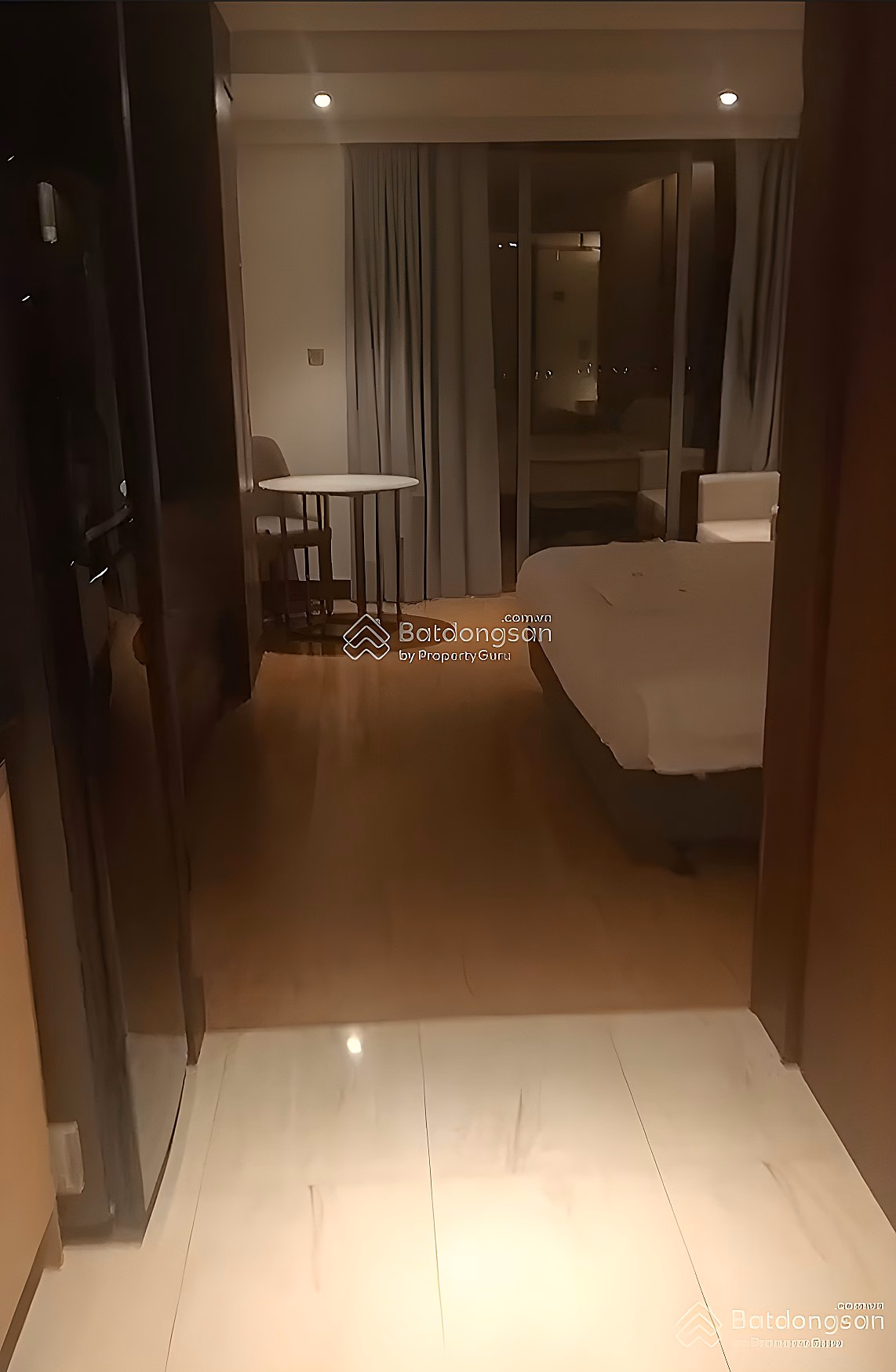 High floor studio apartment with sea view for rent