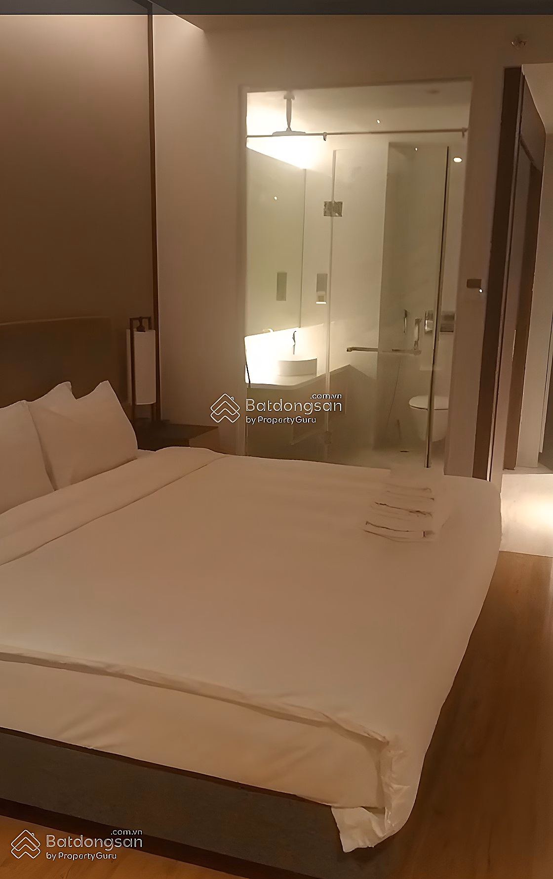 High floor studio apartment with sea view for rent