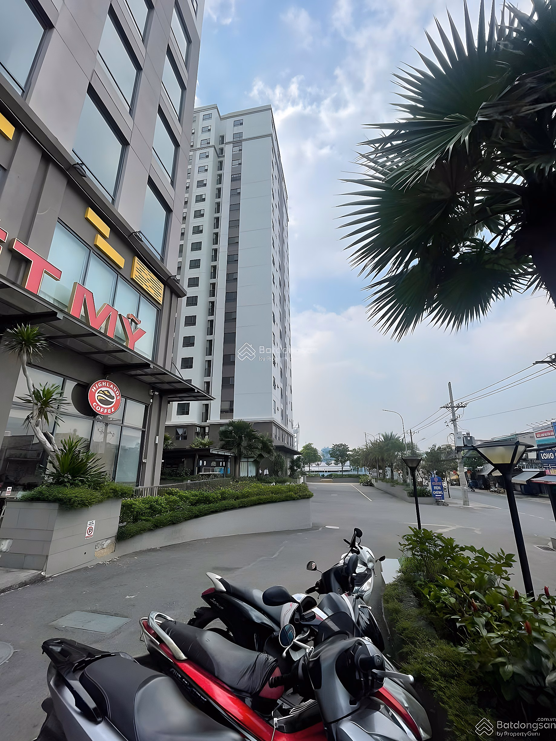 Super apartment 3 bedrooms 80m2 right in the Center of District 8, 100% new house price from only 3,350 billion/apartment