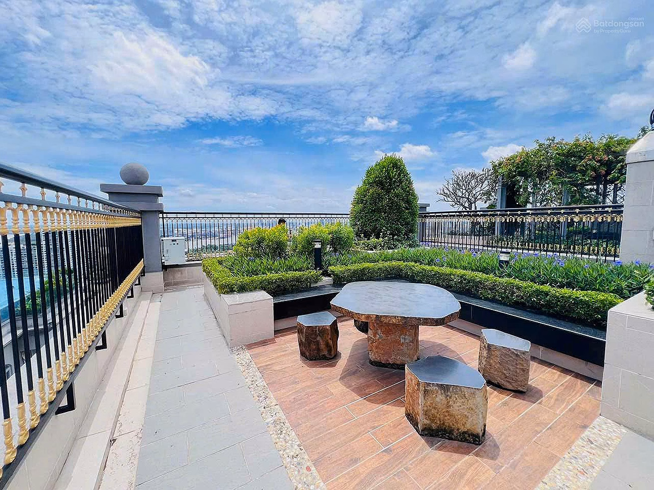 Paris Hoang Kim apartment for sale 3 bedrooms 2 bathrooms 99m² price 10.7 billion full VAT District 2 - Get house now