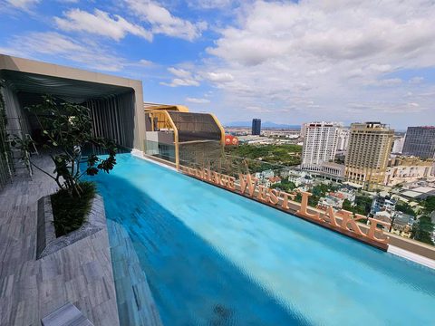 Heritage Westlake Tay Ho apartments for rent range from 18 million / 21 million / 26 million / 40 million / 50 million / 75 million / 120 million