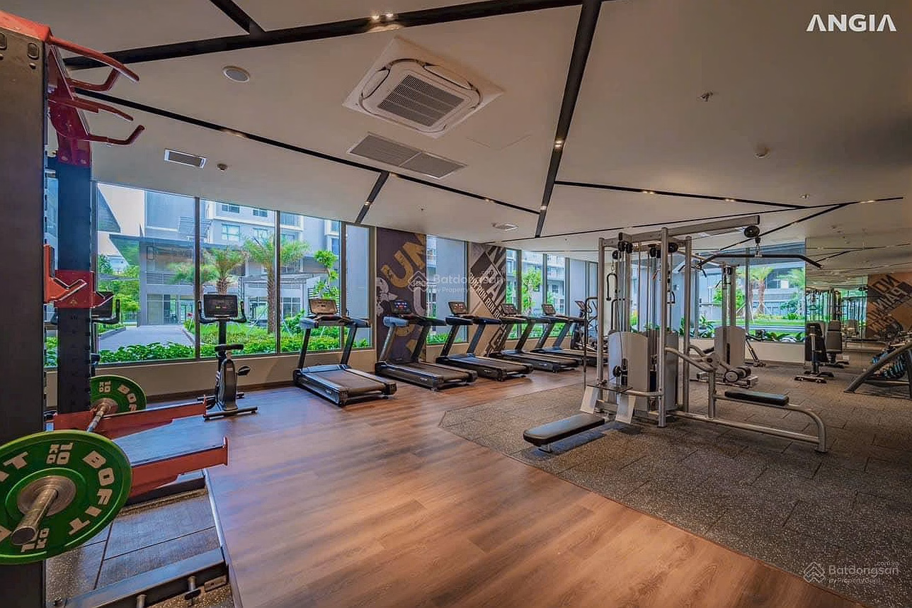 Selling 2 bedroom + 2 bathroom apartment with pool view Block vip D has 6 elevators Westgate An Gia 5-star resort amenities!