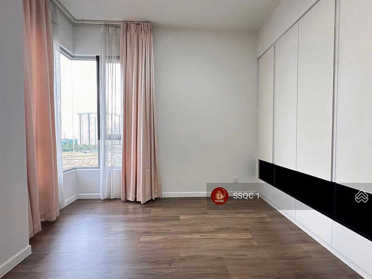 100% real news - 3-bedroom apartment, 135m2, internal view, super large balcony, super good price in Estella Heights