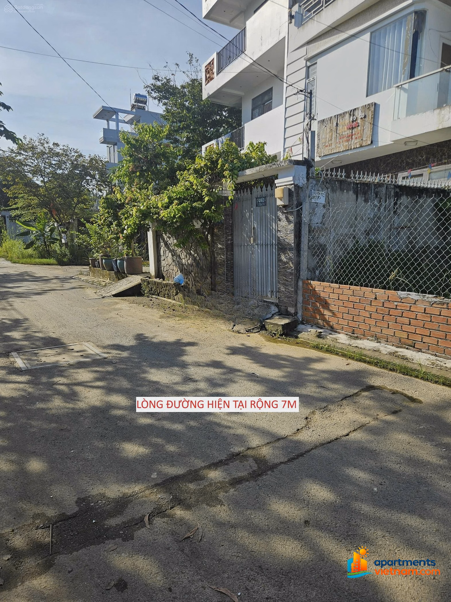 The owner sells land 5.7m across Long Truong Ward, Ho Chi Minh City