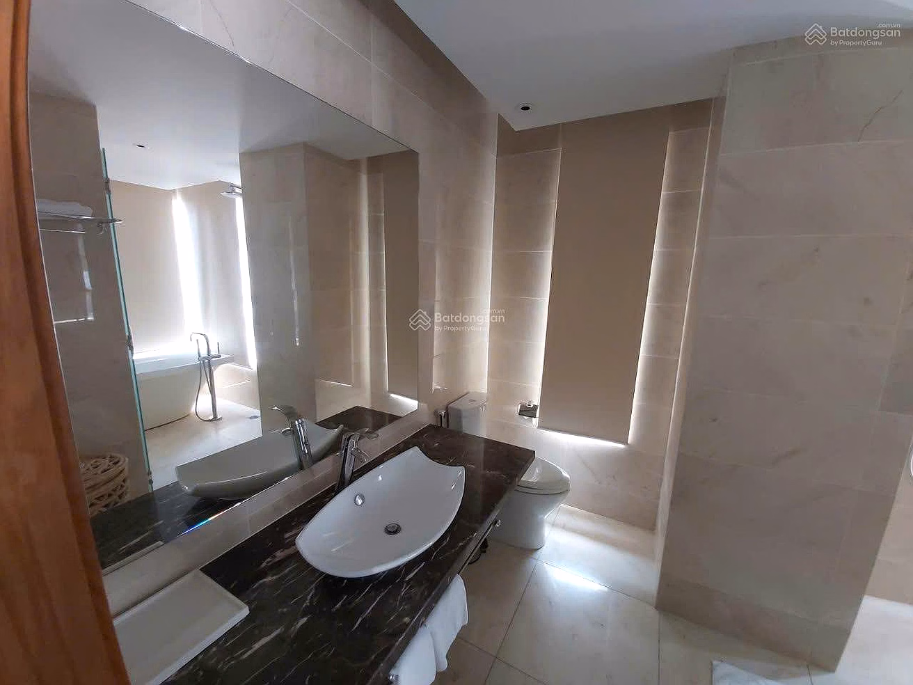 Huge discount of only 48 billion to sell immediately Diamond Island duplex - Area: 414m2, prime location next to SG River