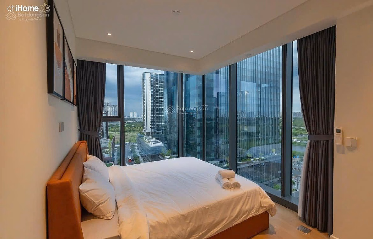 Selling 2-bedroom corner apartment at Opera Thu Thiem with rental contract for 30 billion 0906 780 ***