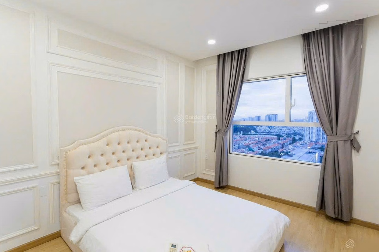 Managing many 1-bedroom apartments for sale in Sunrise City, District 7, with pink books*** Mail