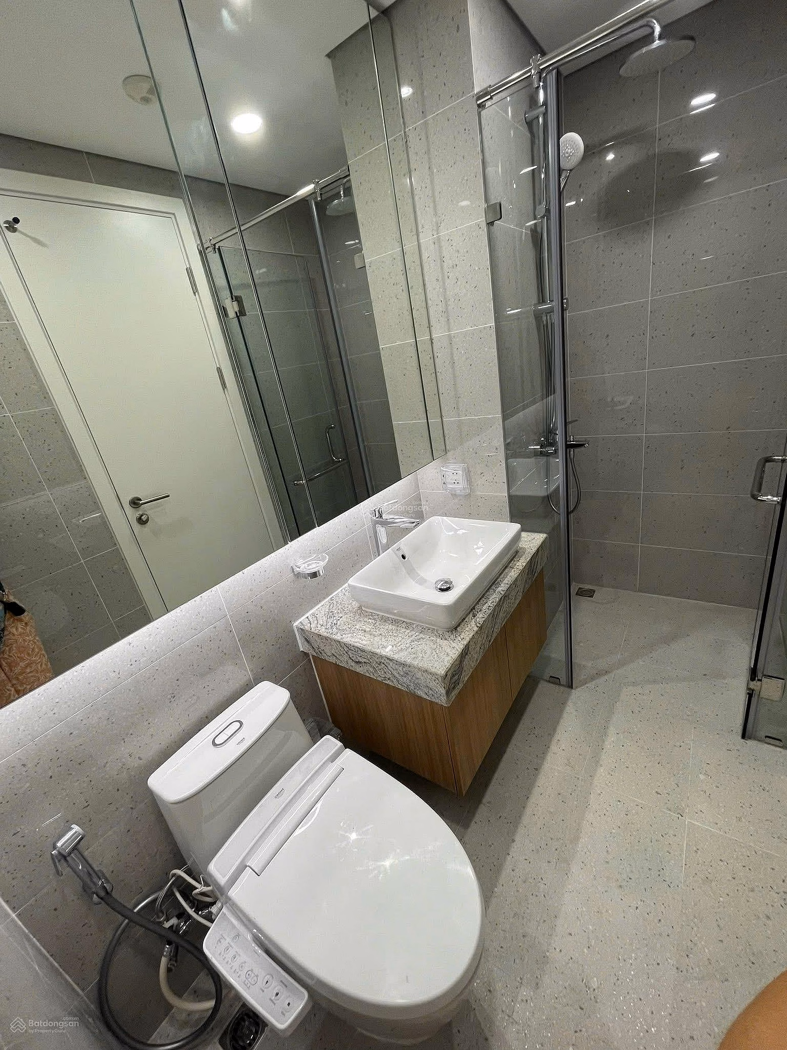 From 10 million/month to stay in a studio, 2-bedroom, 3-bedroom apartment - with car slot + 2-year service exemption