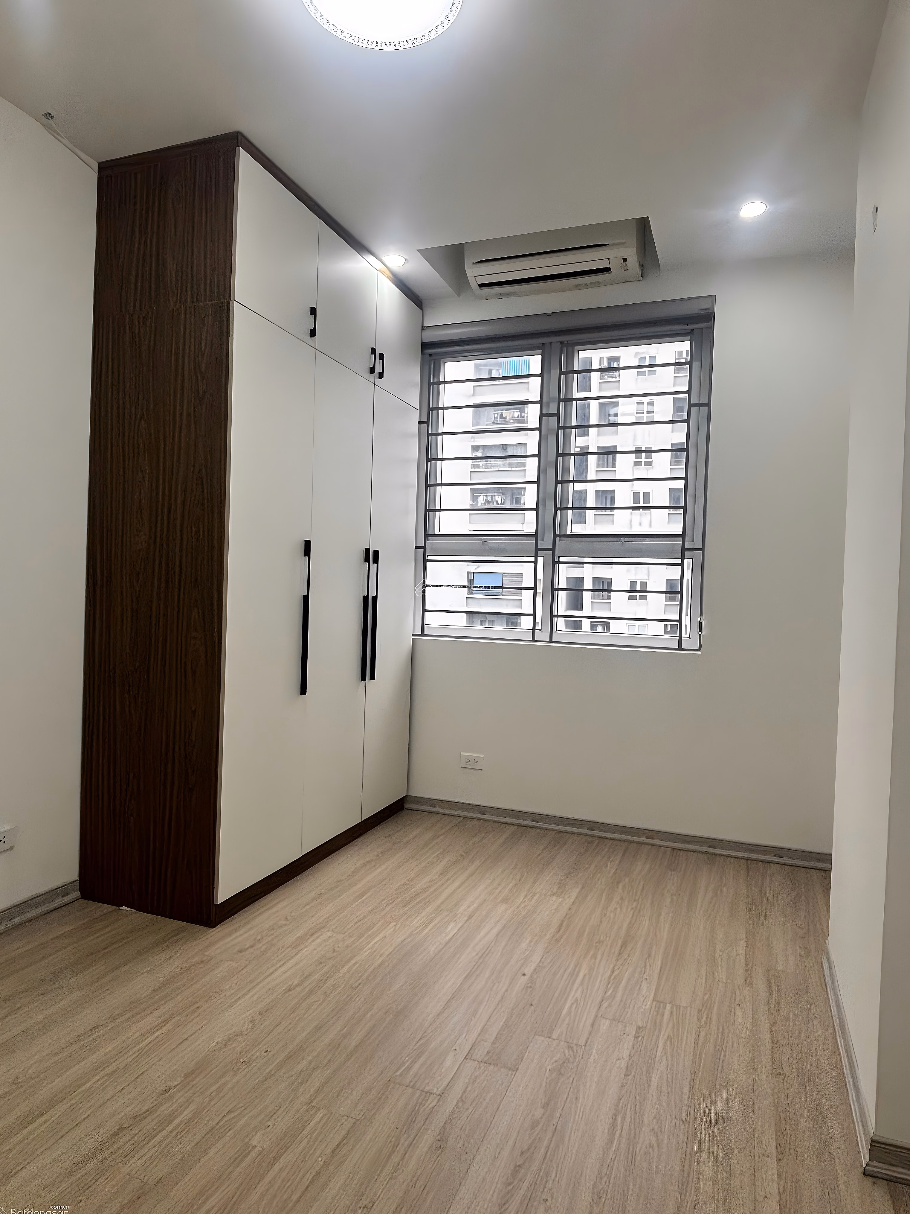 Selling apartment A14 Nam Trung Yen, area: 53 m², design 2 bedrooms 1 bathroom