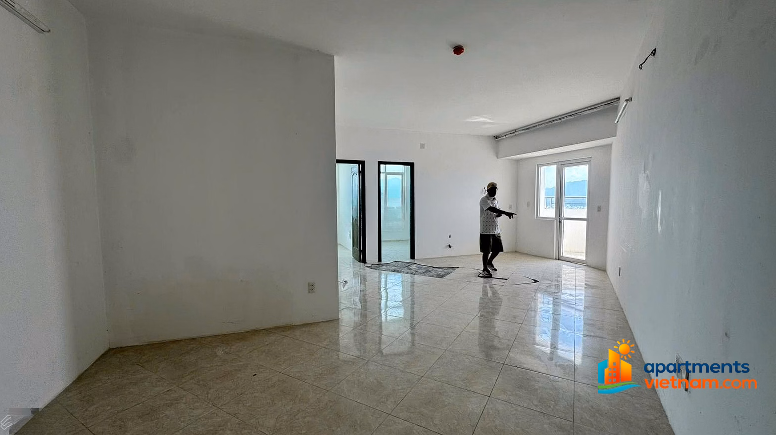 Corner apartment number 76, 3 open sides, 76 m2 wide, high floor, few people sell in Muong Thanh 04TP