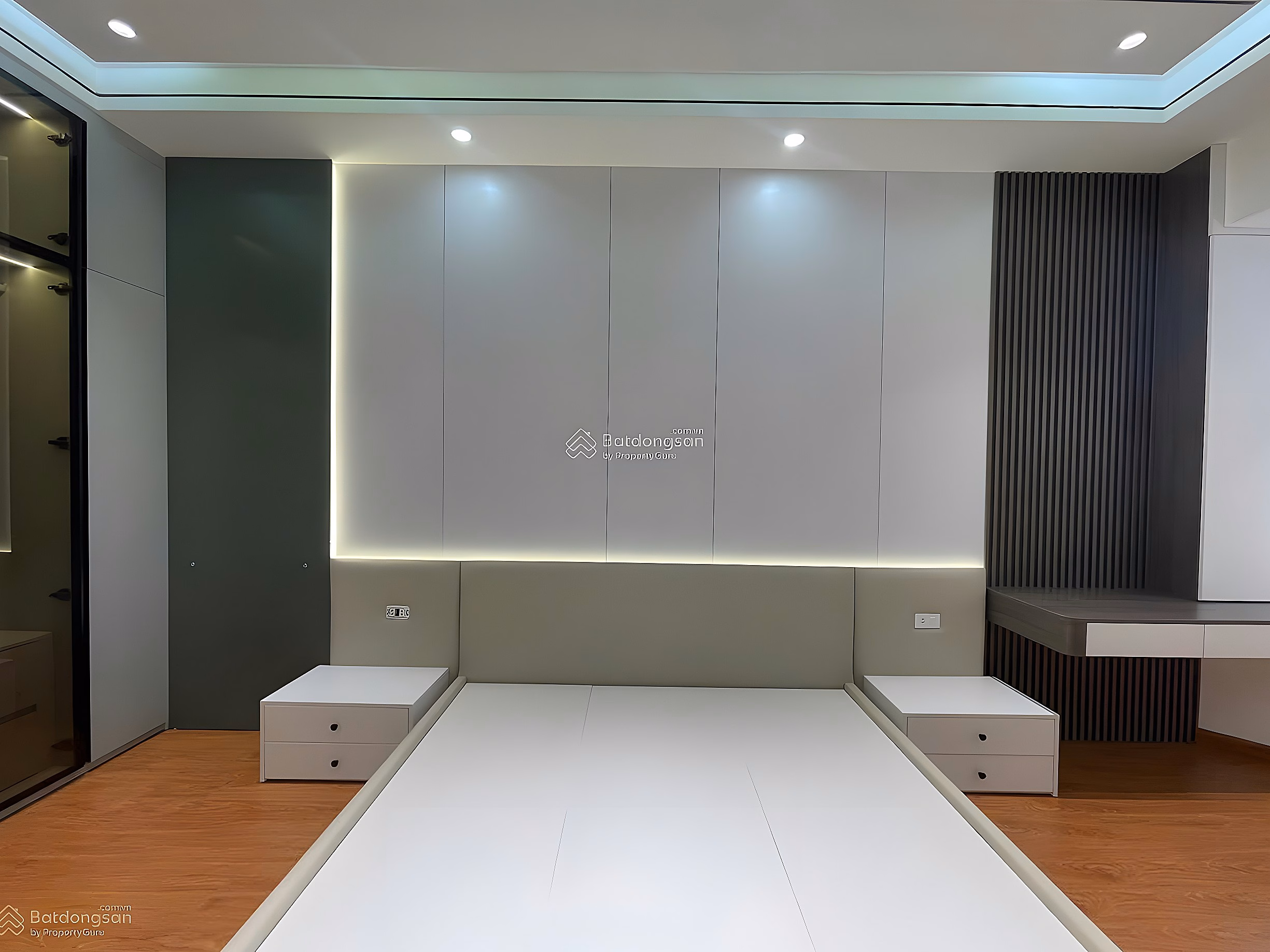 Apartment for sale A14A2 Nam Trung Yen, Cau Giay district, area: 65 m², 2 bedrooms 2, price: 5.8
