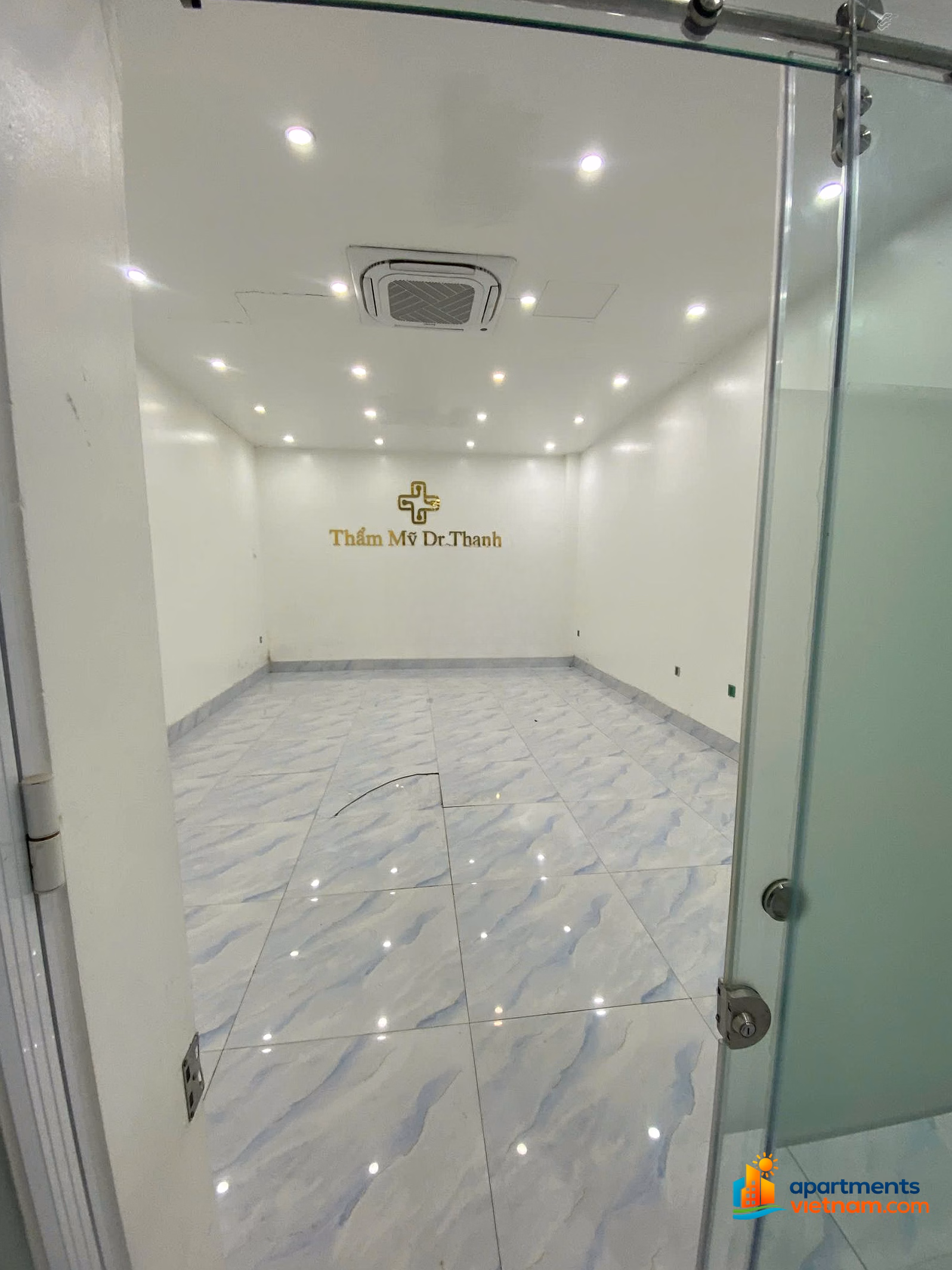 Owner sells Galaxy To Huu 87.5m2, 6 floors, elevator, ceiling air conditioner for only 33.5 billion